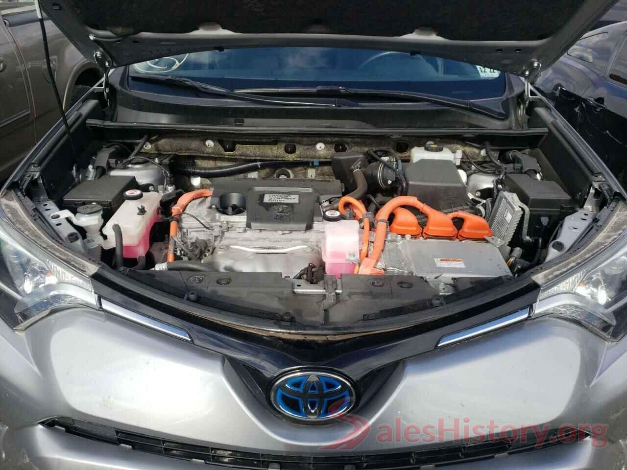 JTMRJREVXHD098388 2017 TOYOTA RAV4