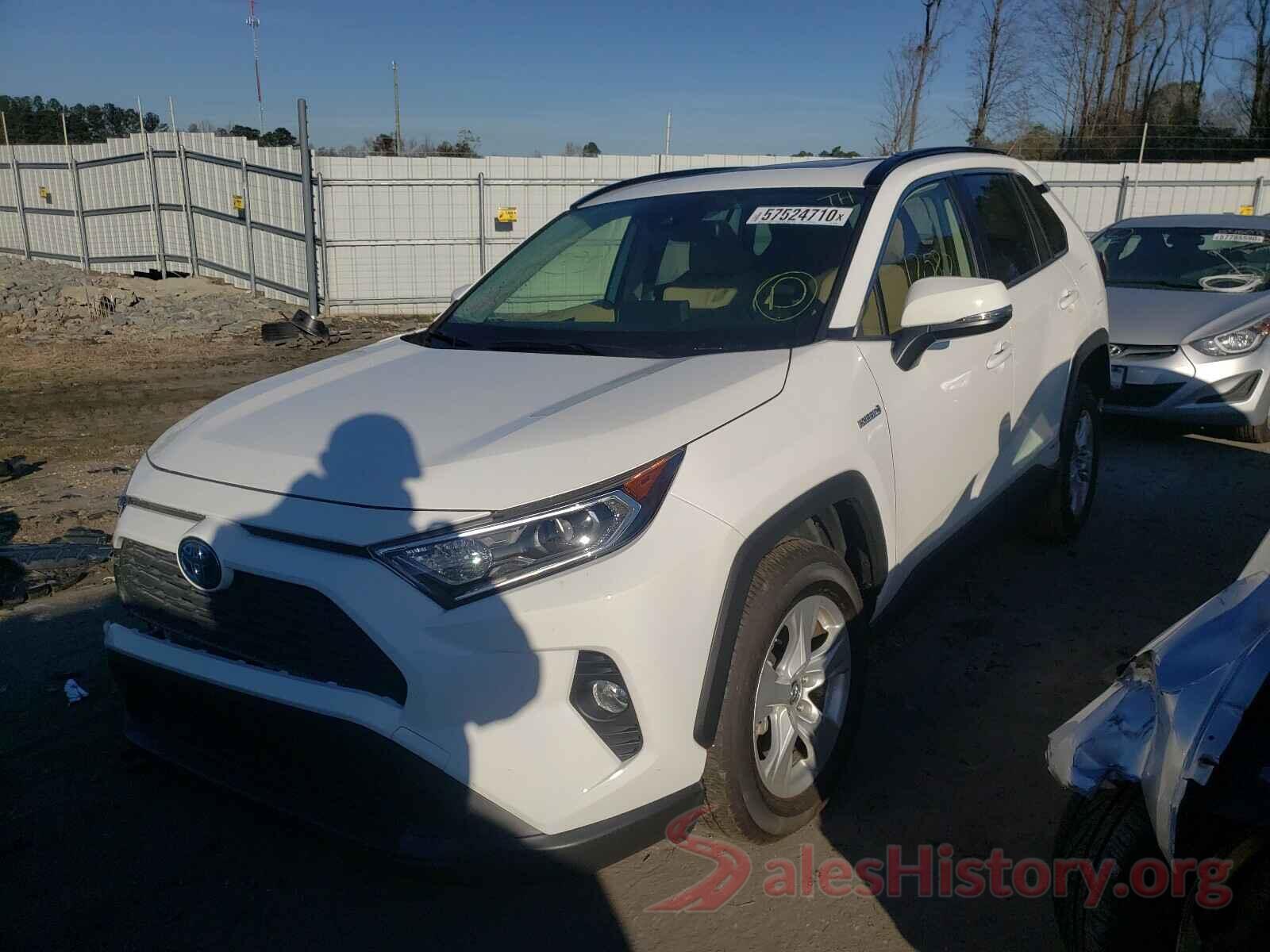 JTMRWRFV1KD020945 2019 TOYOTA RAV4