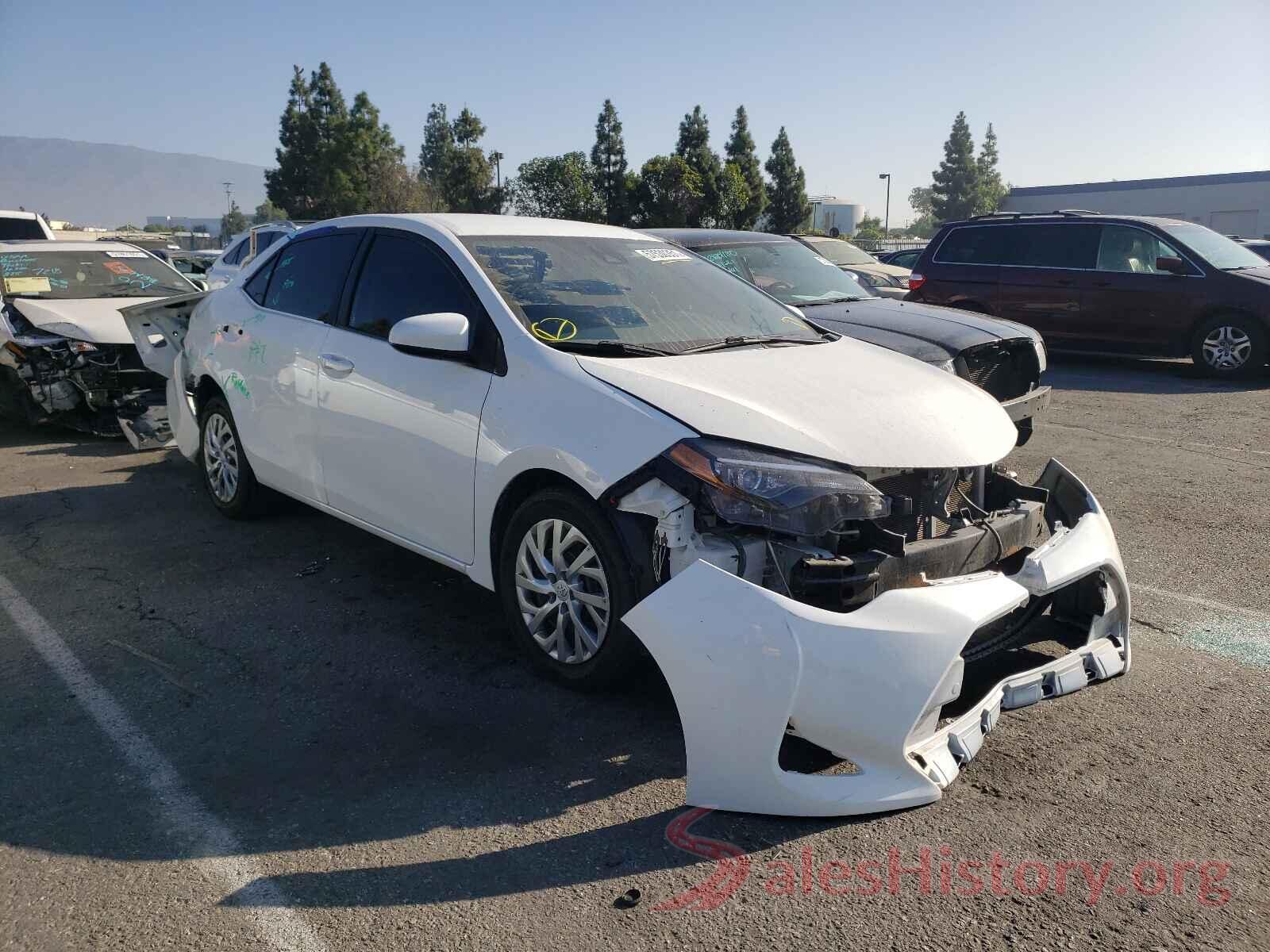 5YFBURHE7HP679302 2017 TOYOTA COROLLA