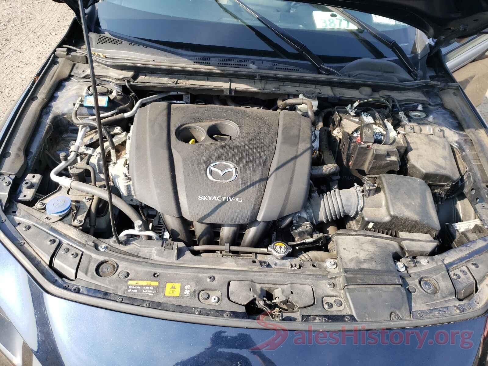 JM1BPAMM9K1120576 2019 MAZDA 3