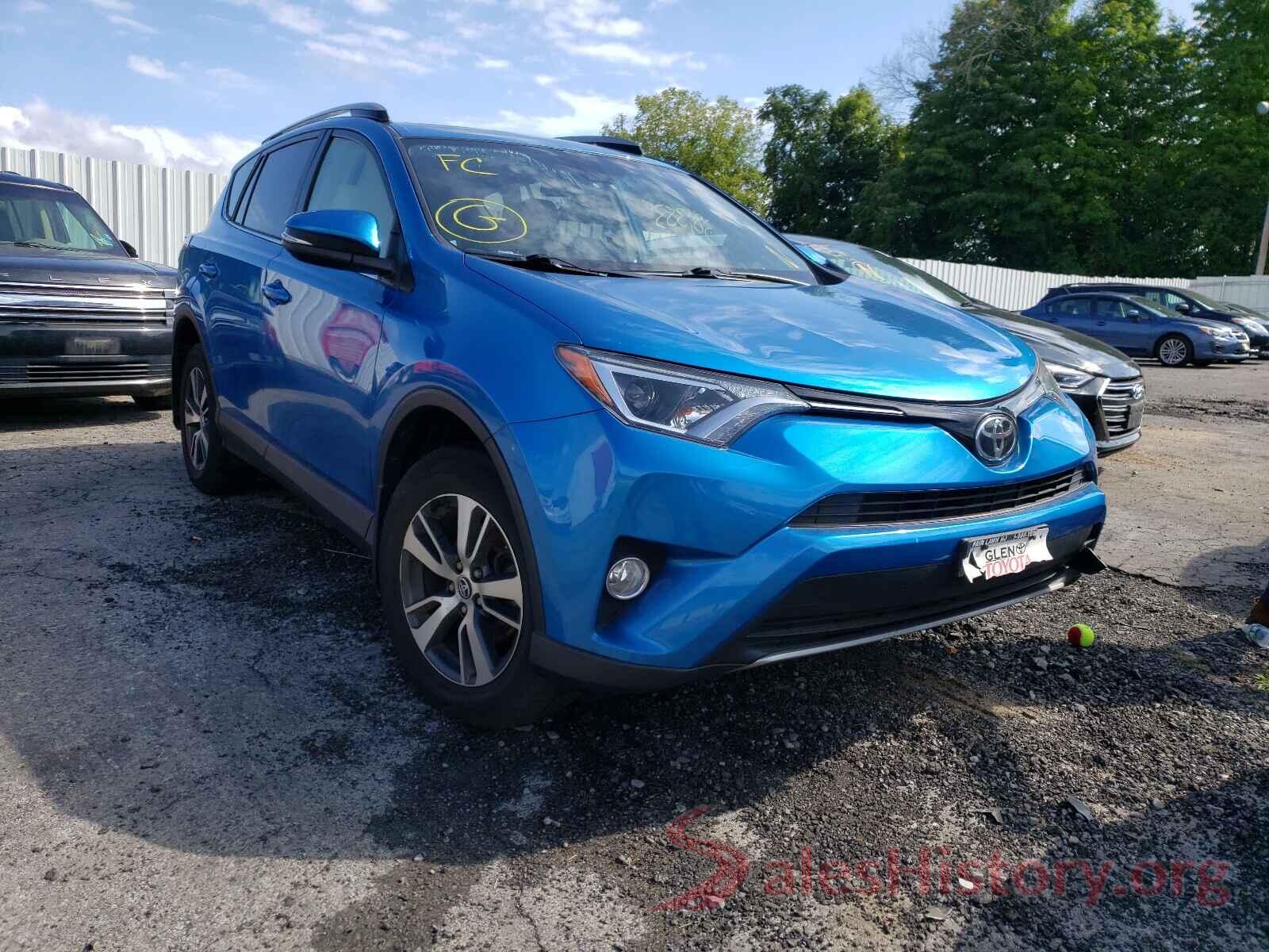 JTMRFREV3HJ709395 2017 TOYOTA RAV4