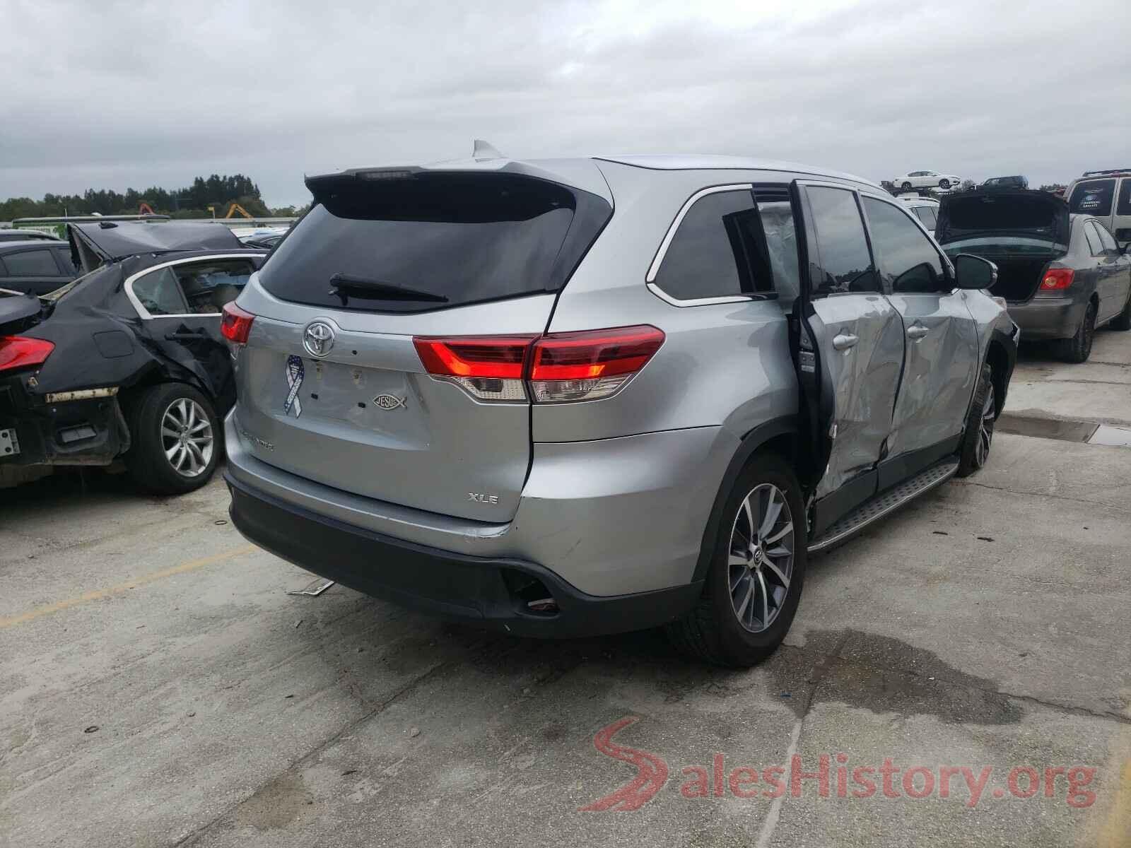 5TDKZRFHXKS557224 2019 TOYOTA HIGHLANDER