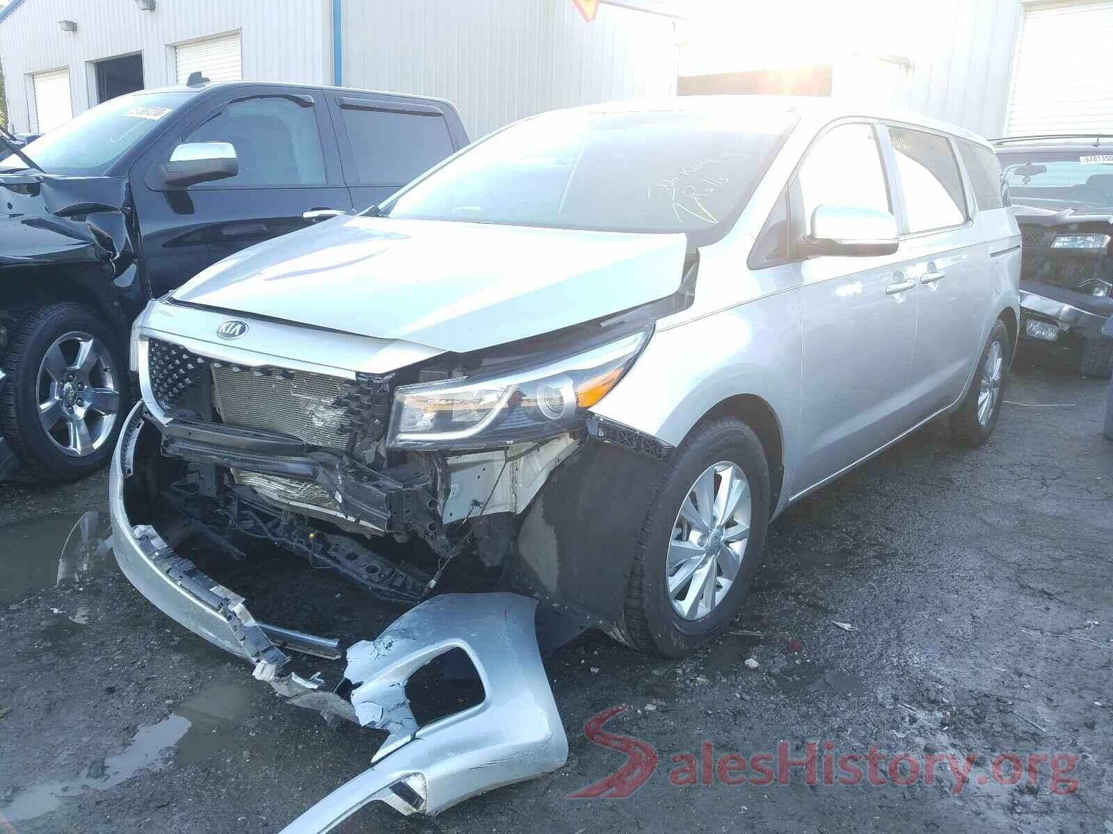 KNDMA5C17H6263854 2017 KIA SEDONA