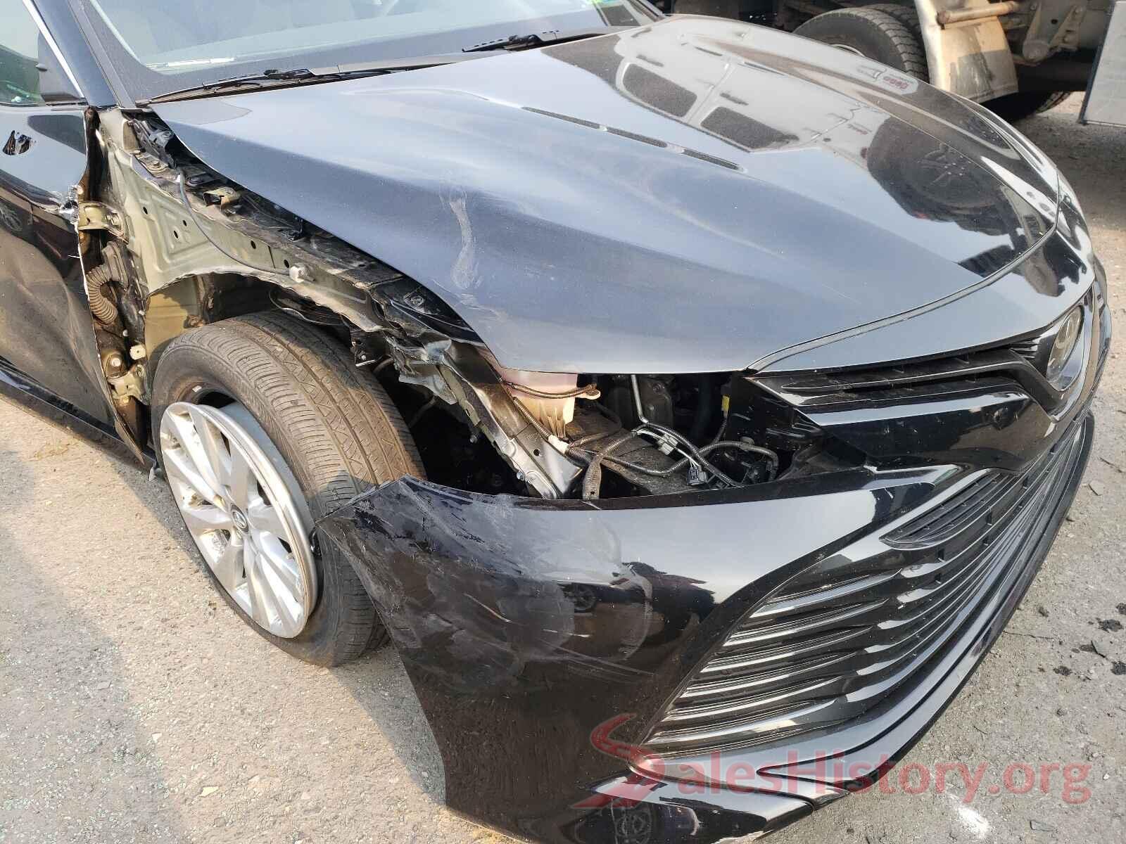 4T1B11HK8JU623602 2018 TOYOTA CAMRY