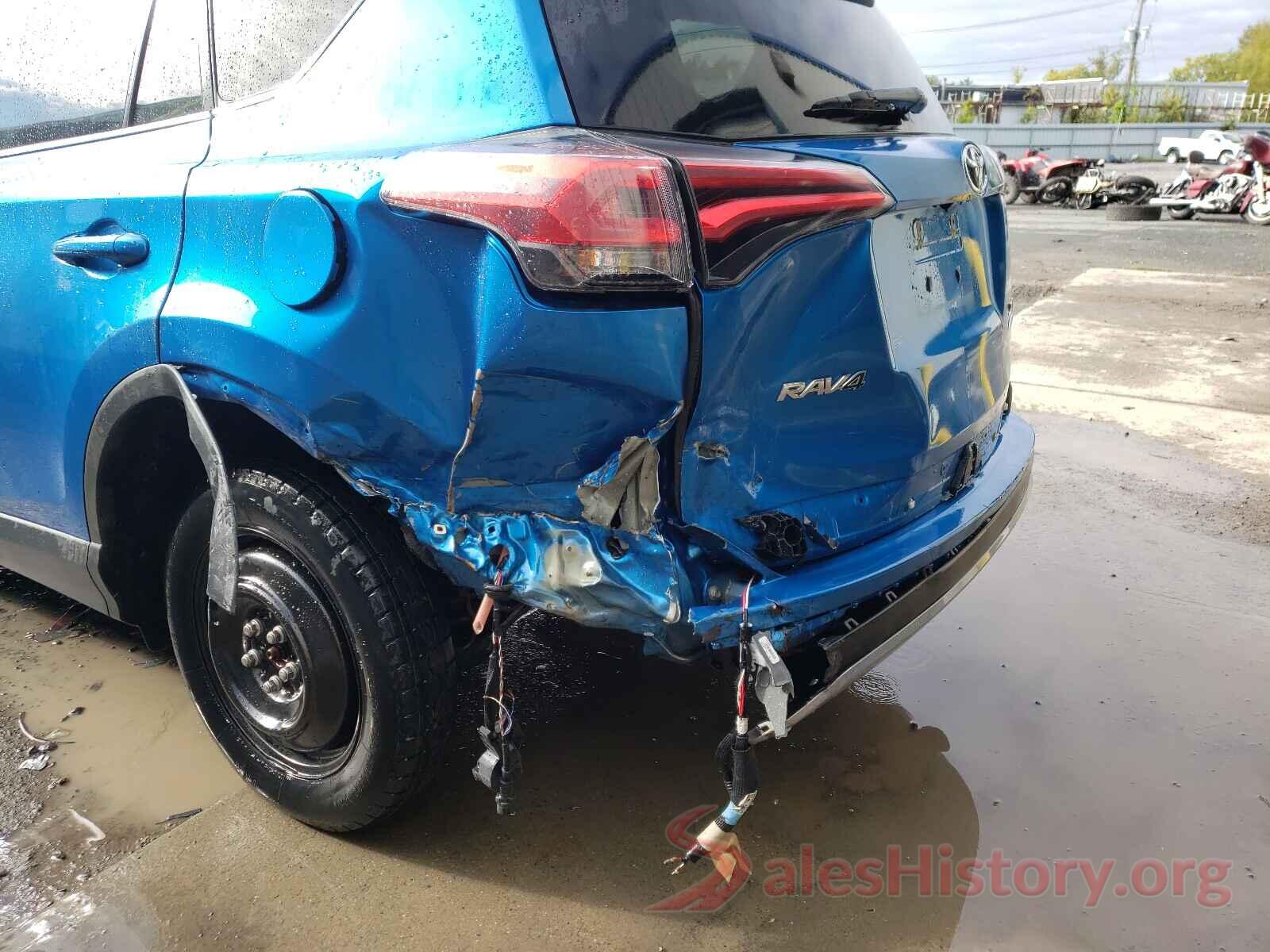 2T3RFREV5JW842568 2018 TOYOTA RAV4