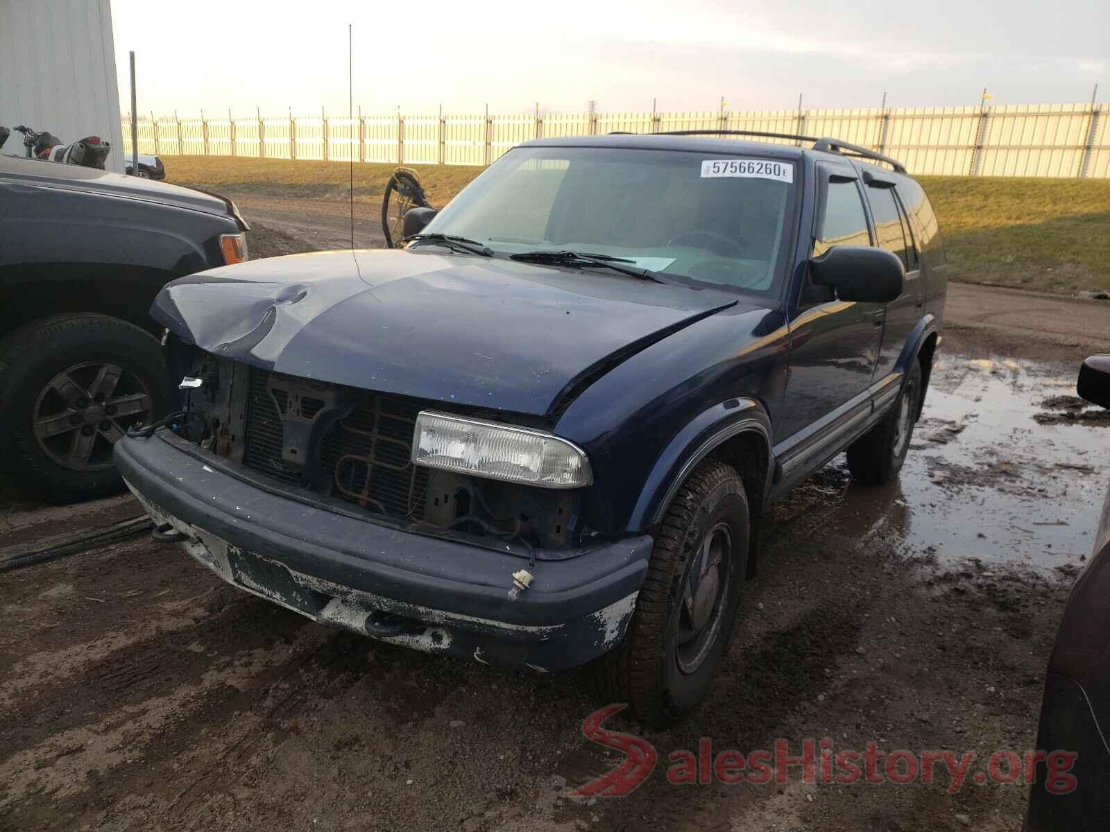 1GNDT13W312193580 2001 CHEVROLET BLAZER