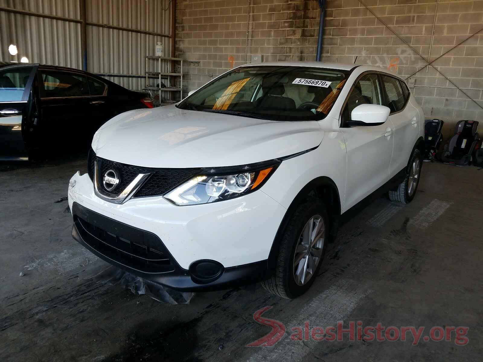 JN1BJ1CP0JW104106 2018 NISSAN ROGUE