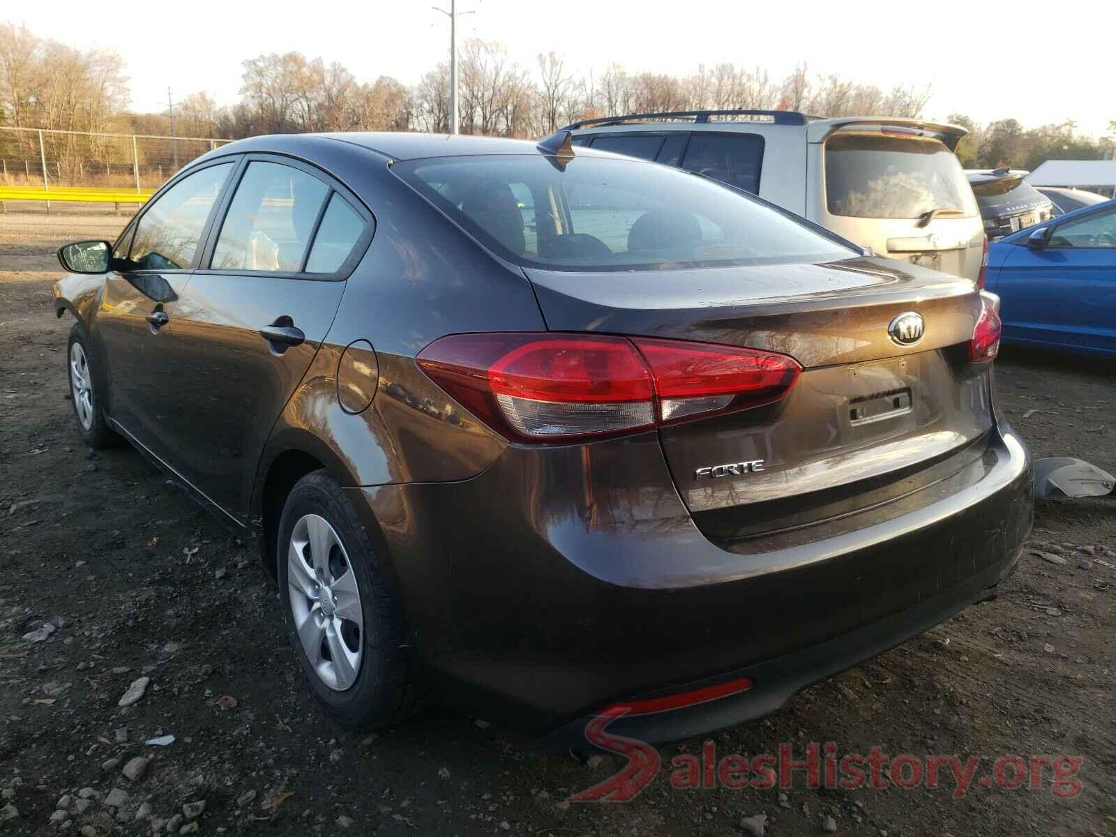 3KPFK4A76JE225569 2018 KIA FORTE