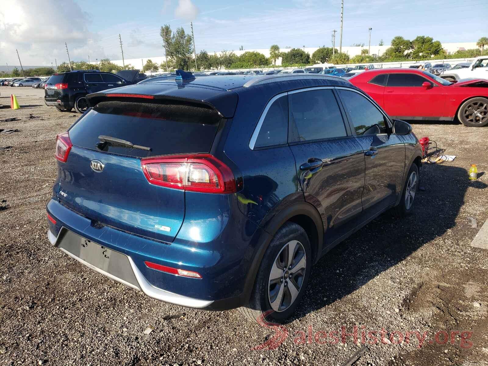 KNDCB3LC9J5160980 2018 KIA NIRO