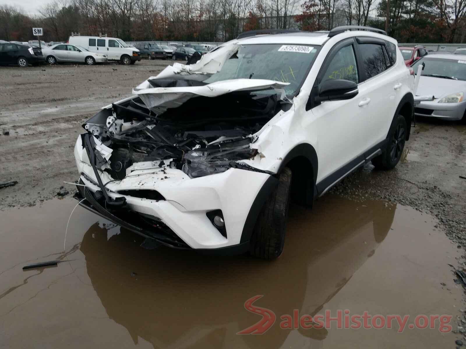 2T3RFREV8JW818510 2018 TOYOTA RAV4