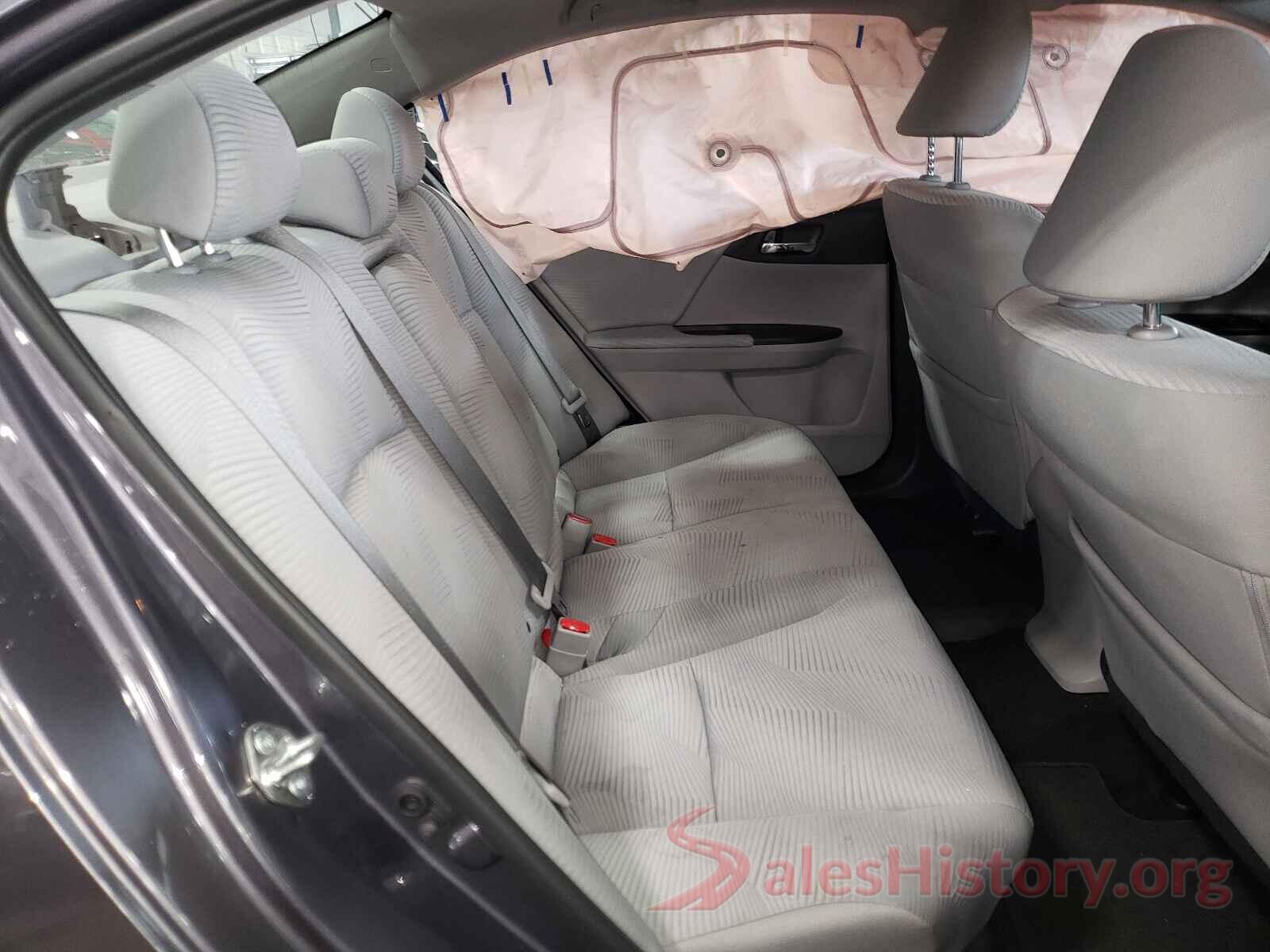 1HGCR2F38HA267555 2017 HONDA ACCORD