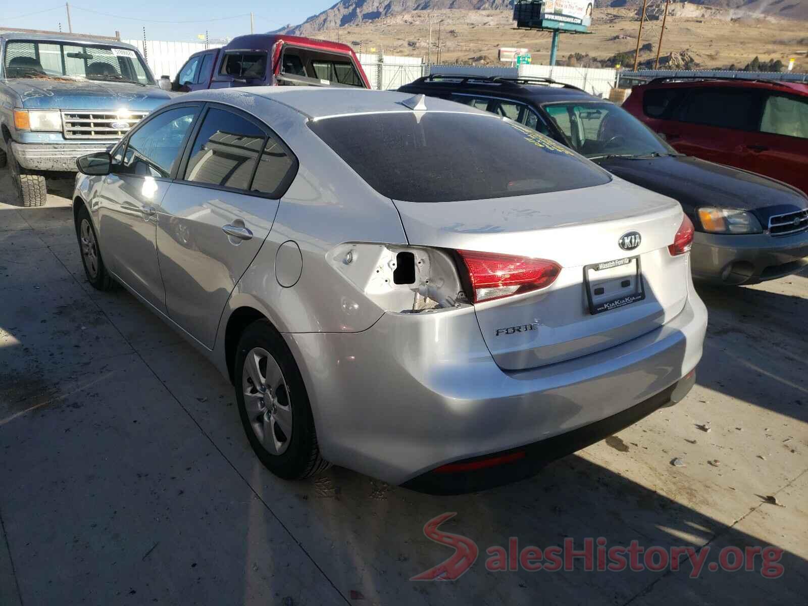 3KPFK4A72JE164639 2018 KIA FORTE