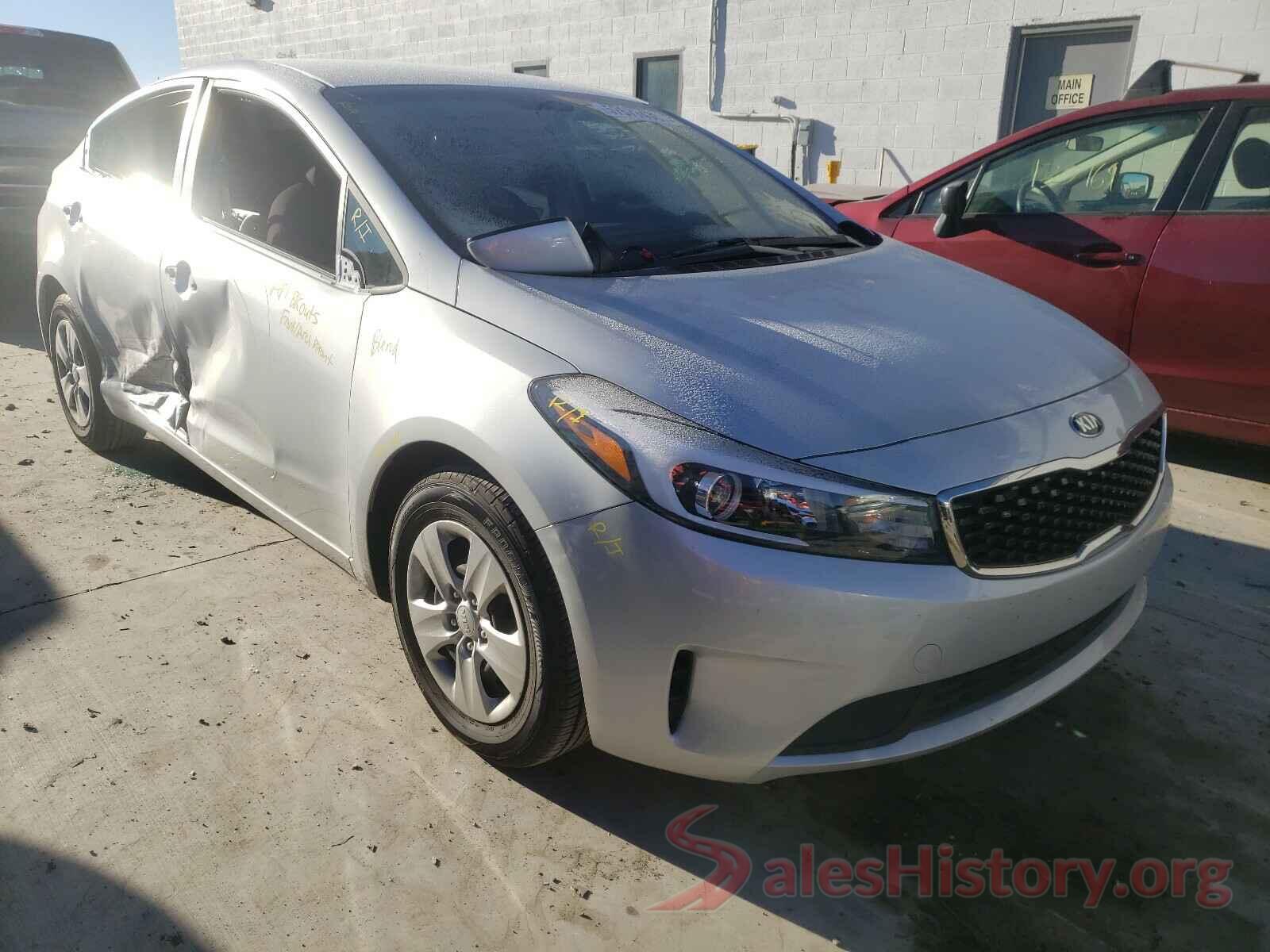 3KPFK4A72JE164639 2018 KIA FORTE