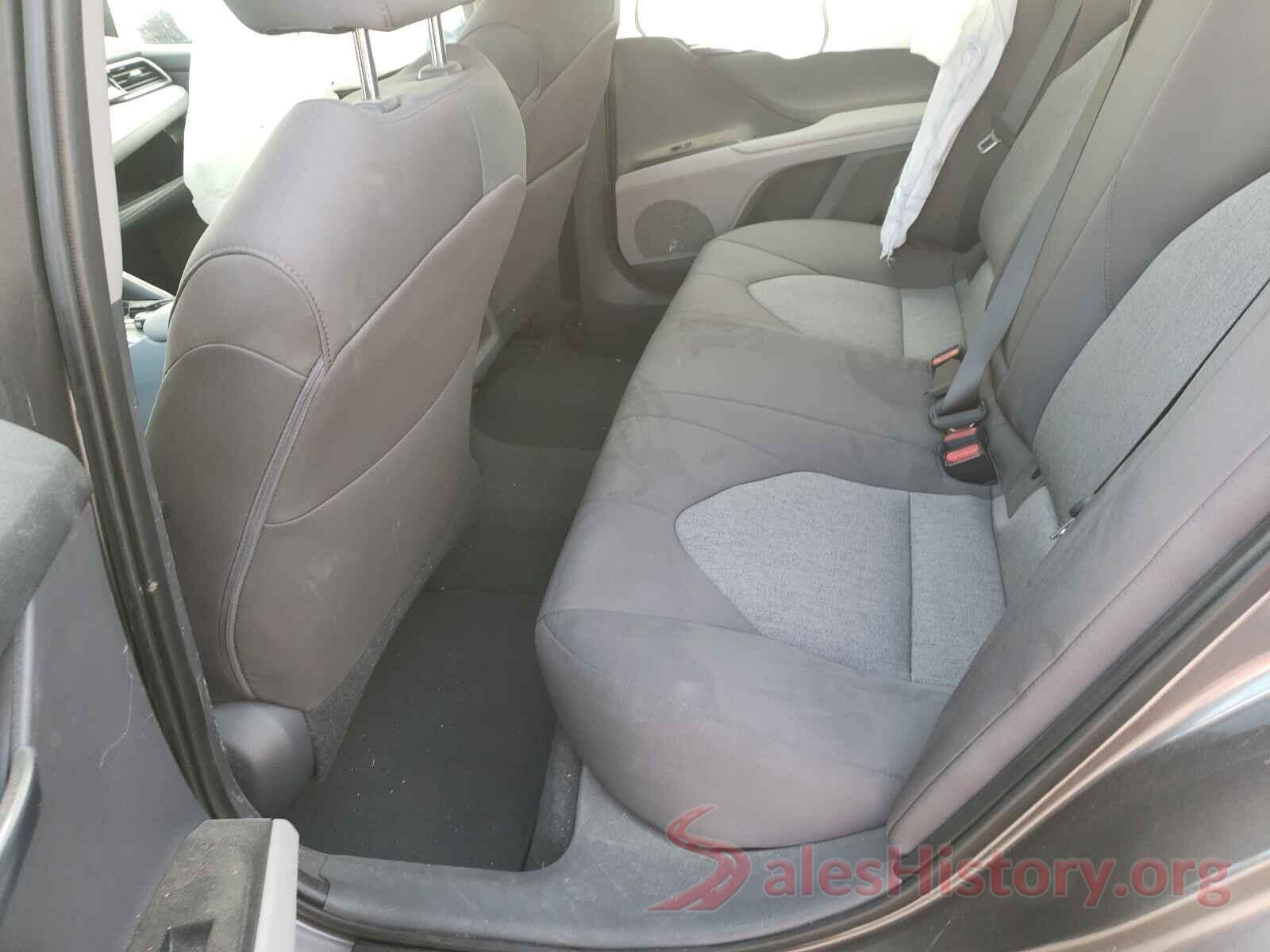 4T1B11HKXKU809305 2019 TOYOTA CAMRY