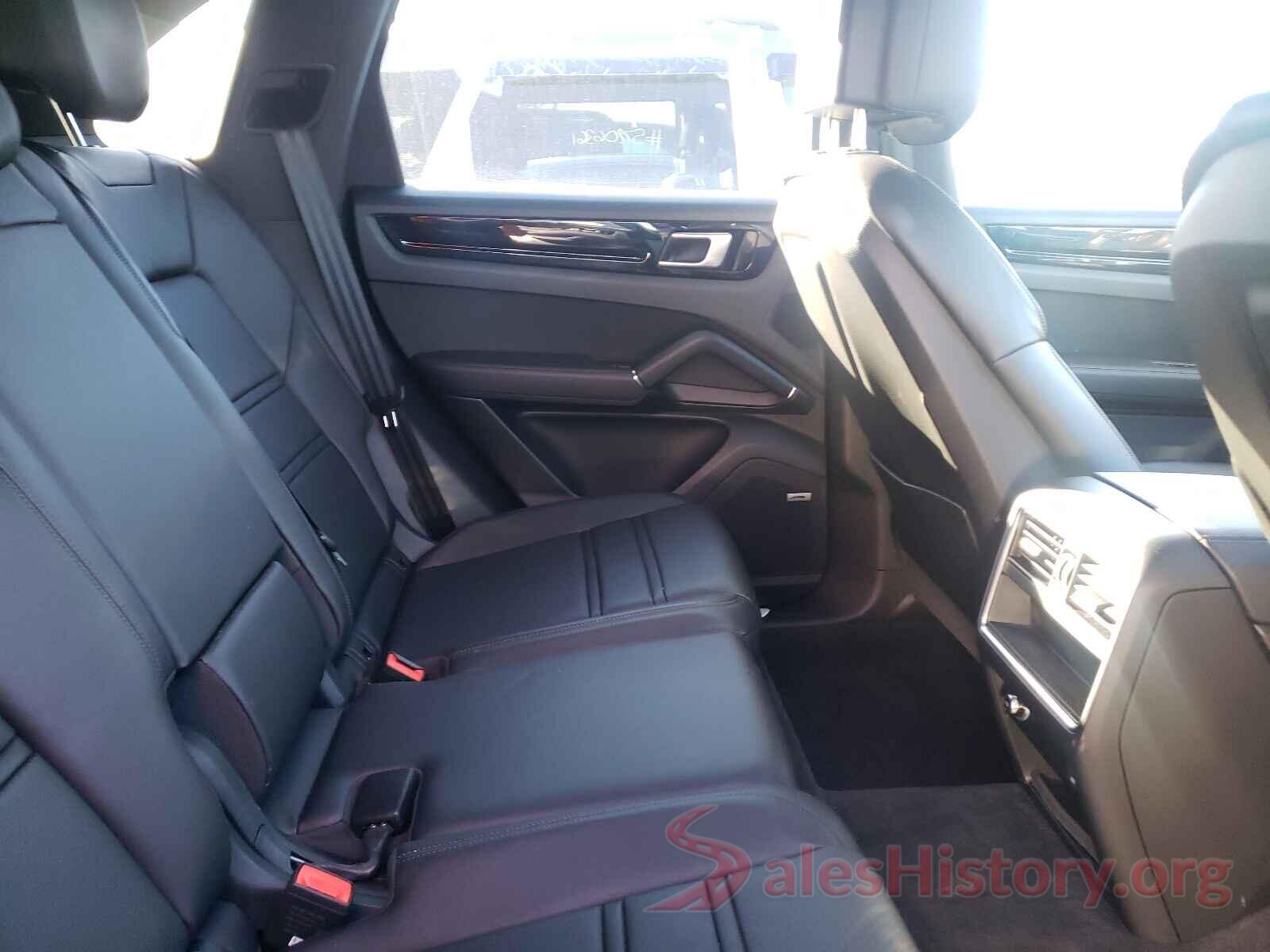 WP1AA2AY0KDA10586 2019 PORSCHE CAYENNE