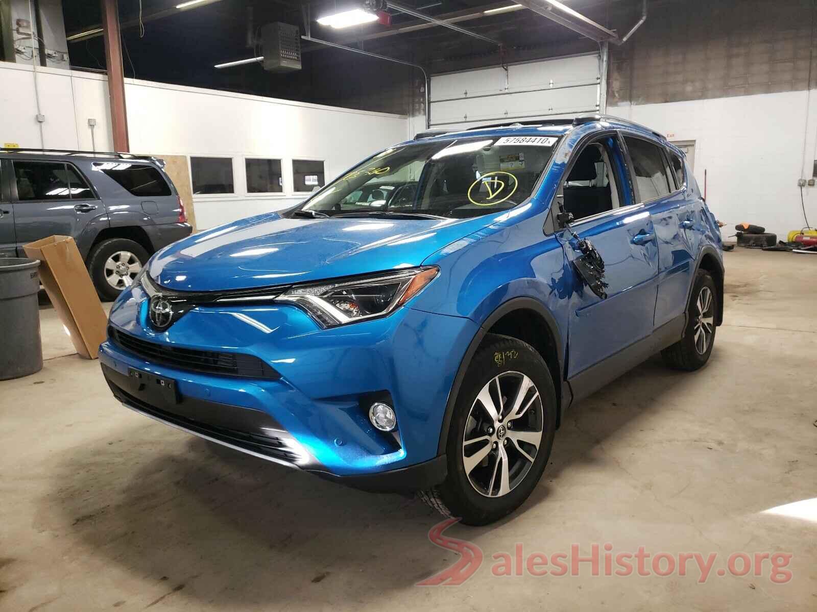 JTMRFREV0JJ255743 2018 TOYOTA RAV4