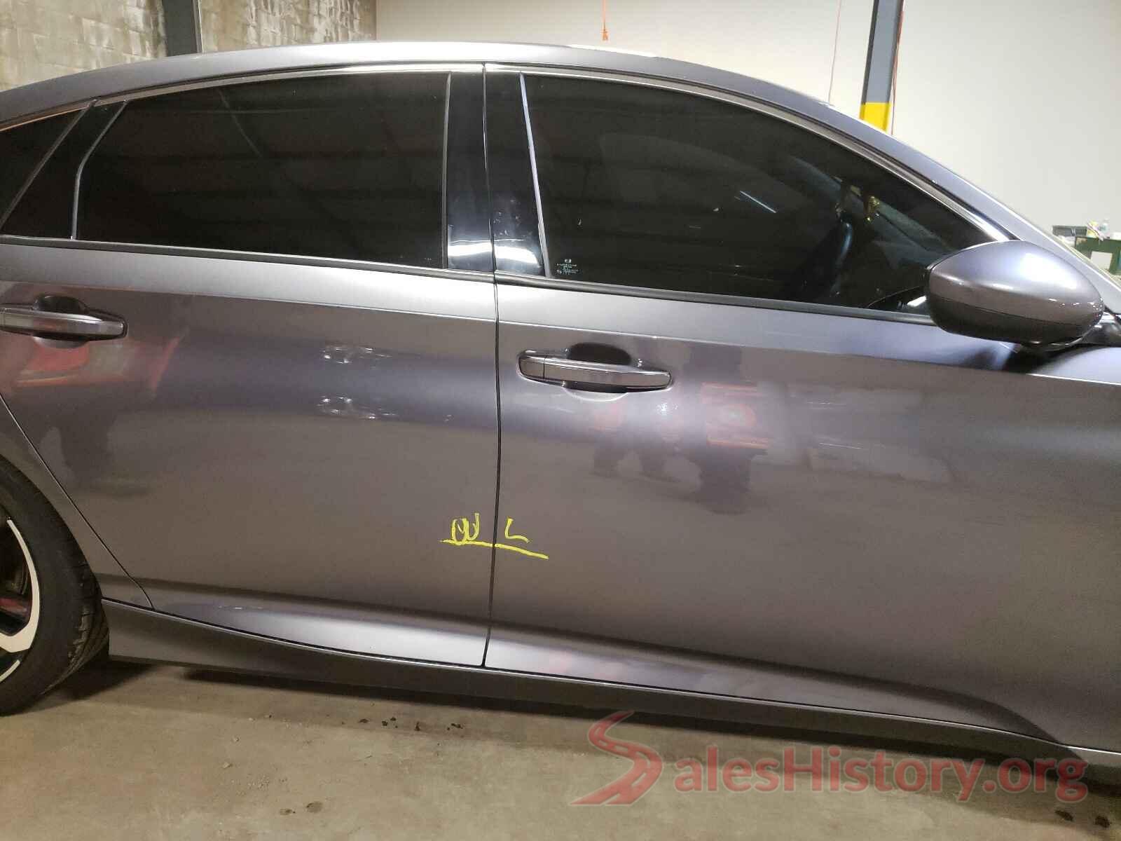 1HGCV2F36JA019175 2018 HONDA ACCORD