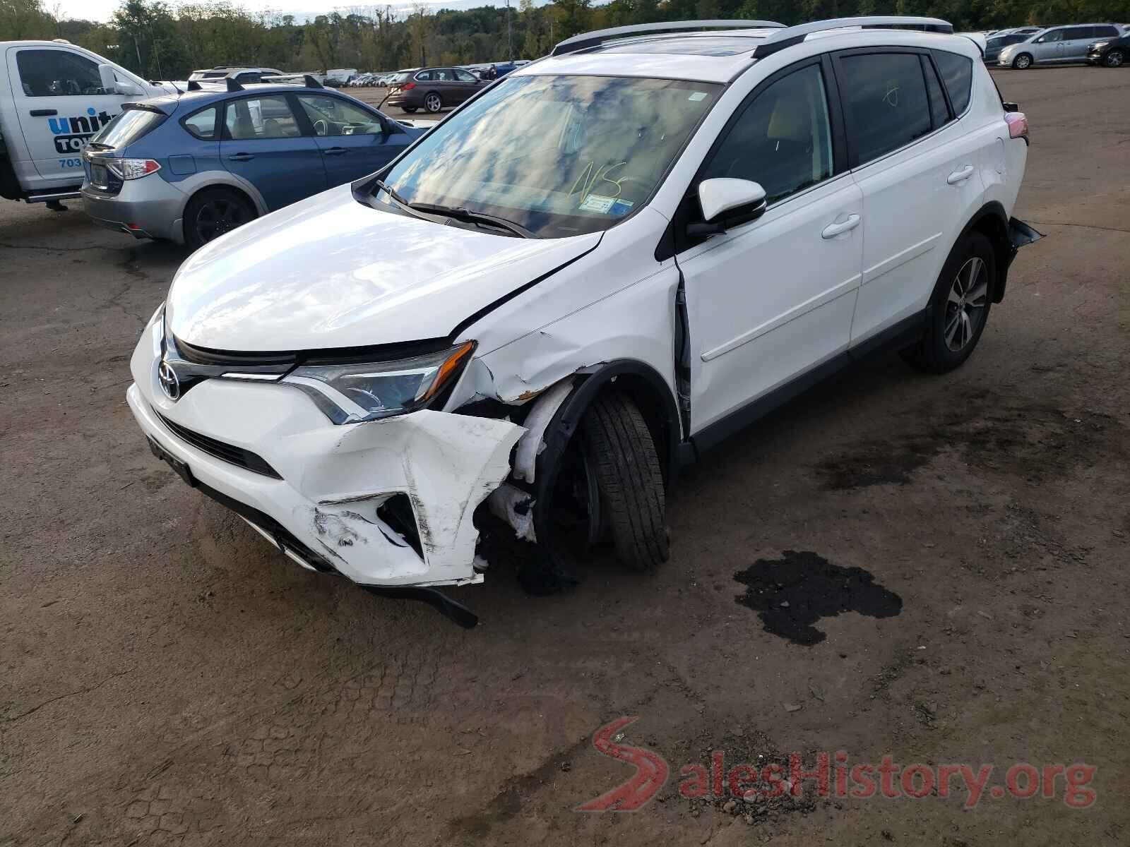 2T3RFREV8GW486187 2016 TOYOTA RAV4