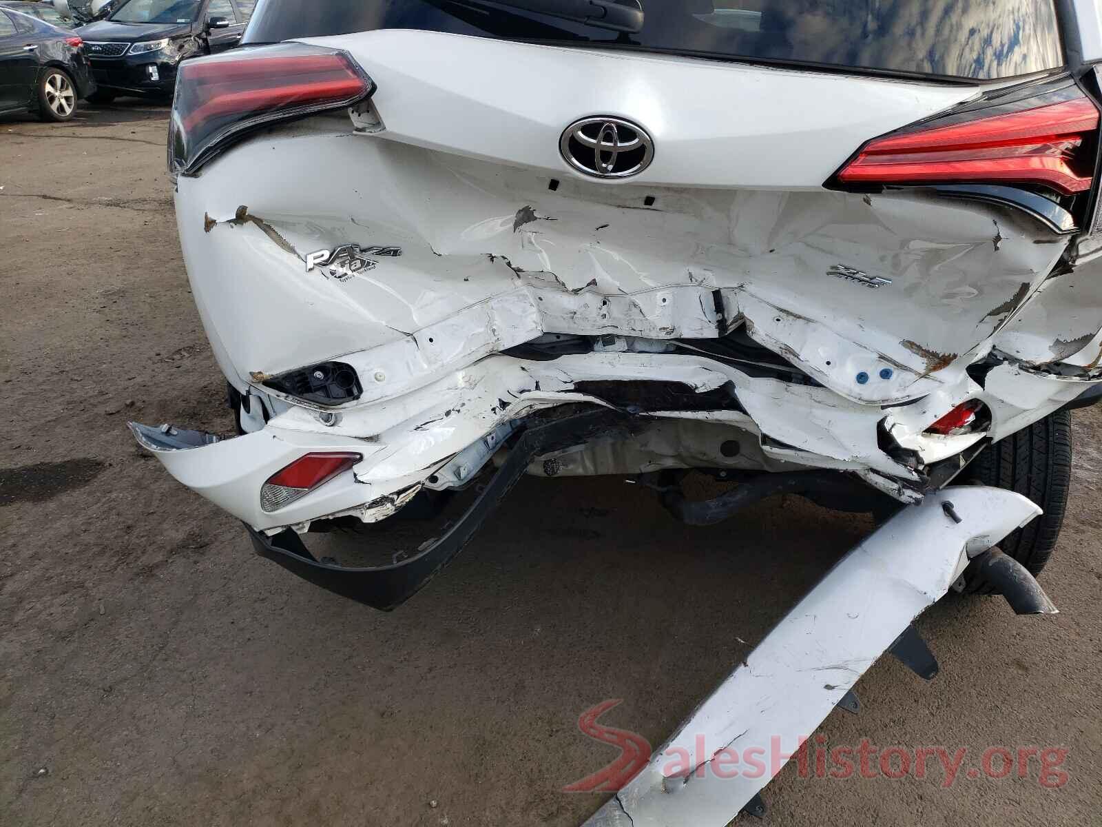 2T3RFREV8GW486187 2016 TOYOTA RAV4