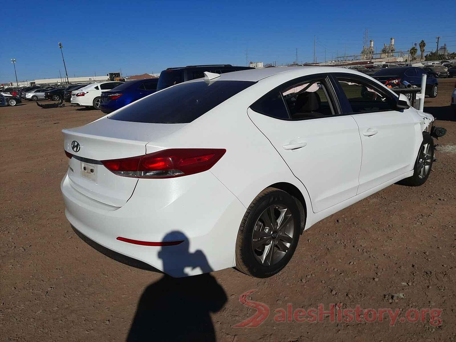 5NPD84LFXJH268298 2018 HYUNDAI ELANTRA