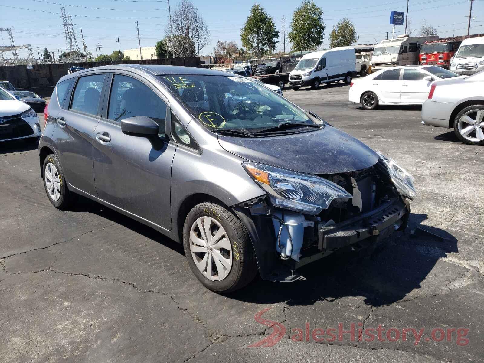 3N1CE2CP8JL368128 2018 NISSAN VERSA