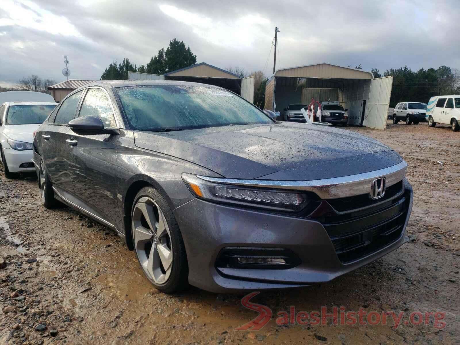 1HGCV1F96JA062526 2018 HONDA ACCORD