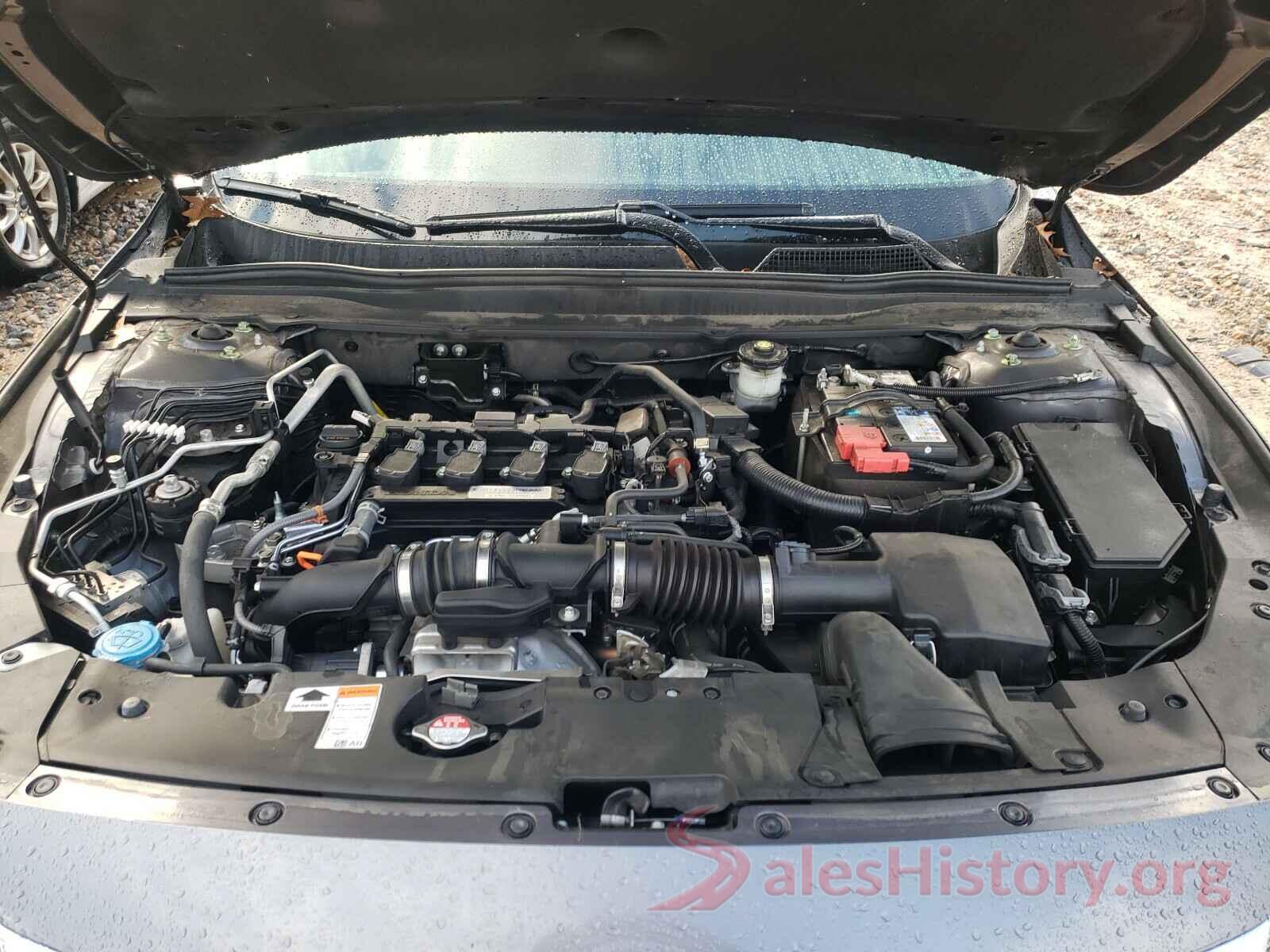 1HGCV1F96JA062526 2018 HONDA ACCORD