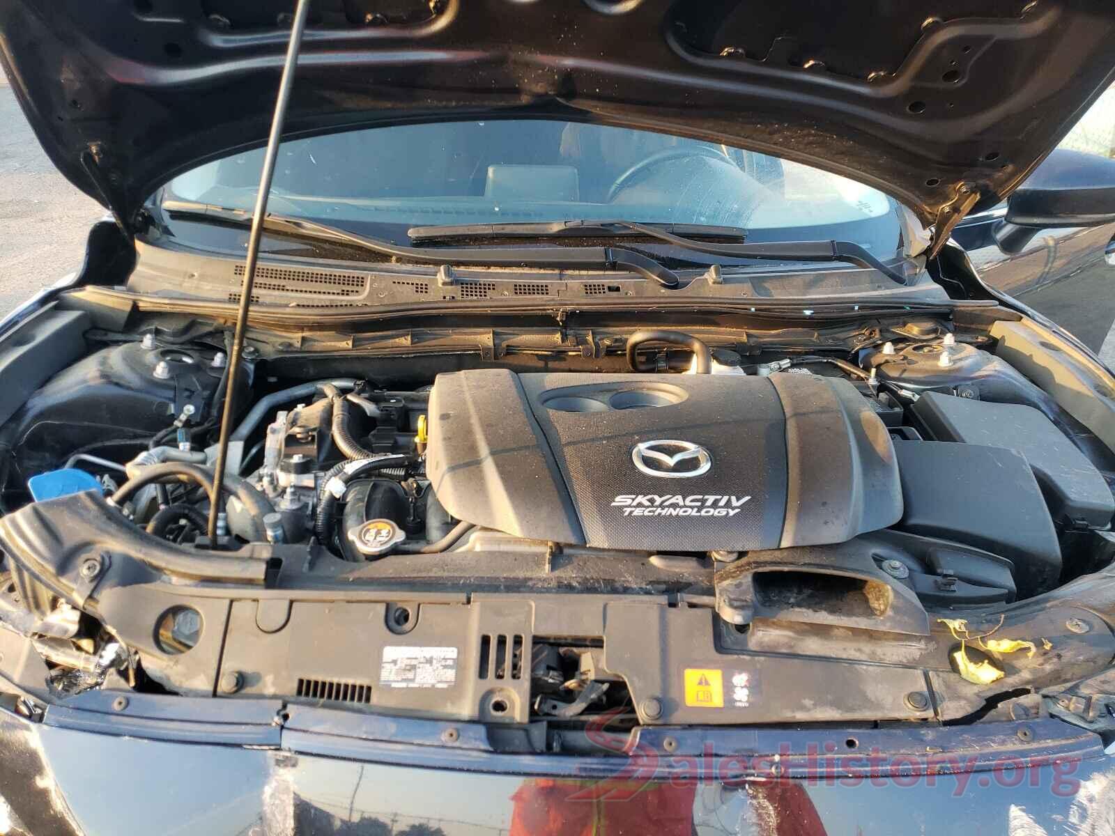 3MZBN1L37JM240003 2018 MAZDA 3