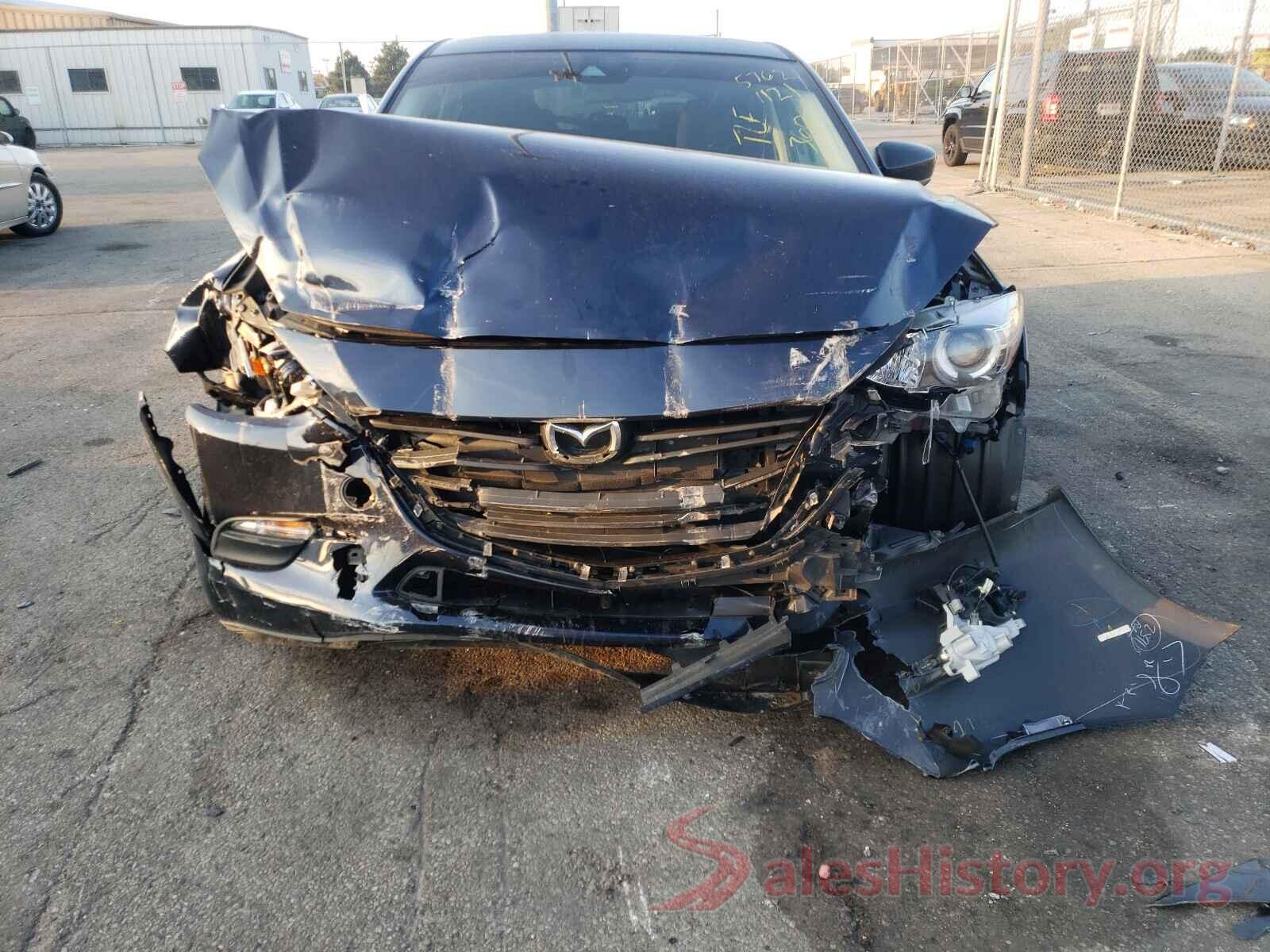 3MZBN1L37JM240003 2018 MAZDA 3