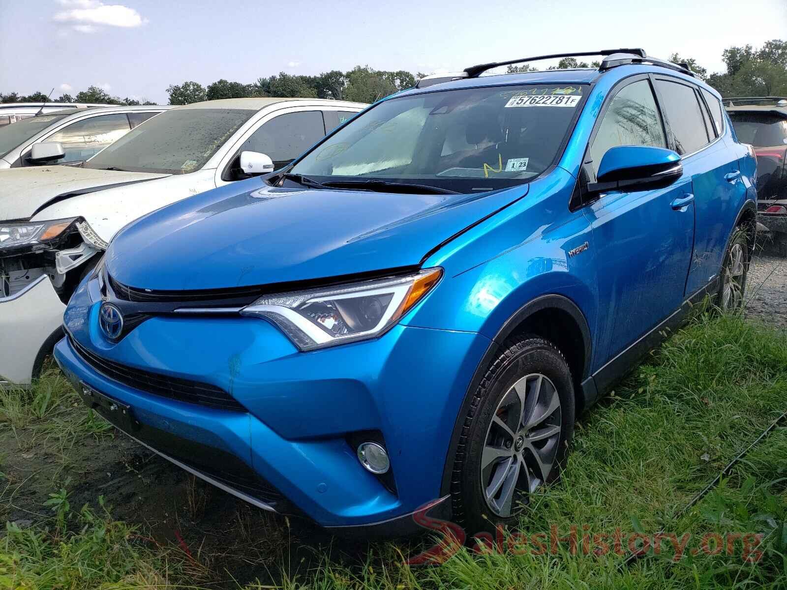 JTMRJREVXHD151378 2017 TOYOTA RAV4