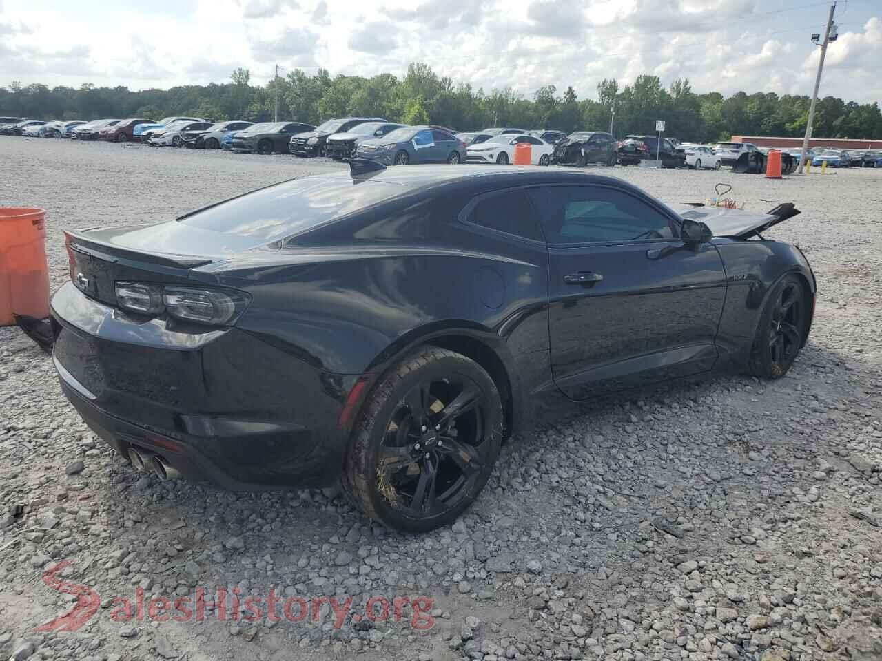 2023 CHEVROLET CAMARO LT1 VIN 1G1FF1R71P0104305, right side view