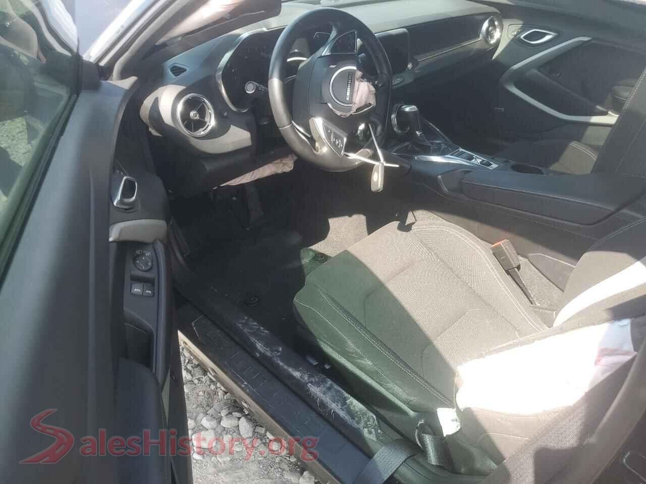 2023 CHEVROLET CAMARO LT1 VIN 1G1FF1R71P0104305, interior dashboard