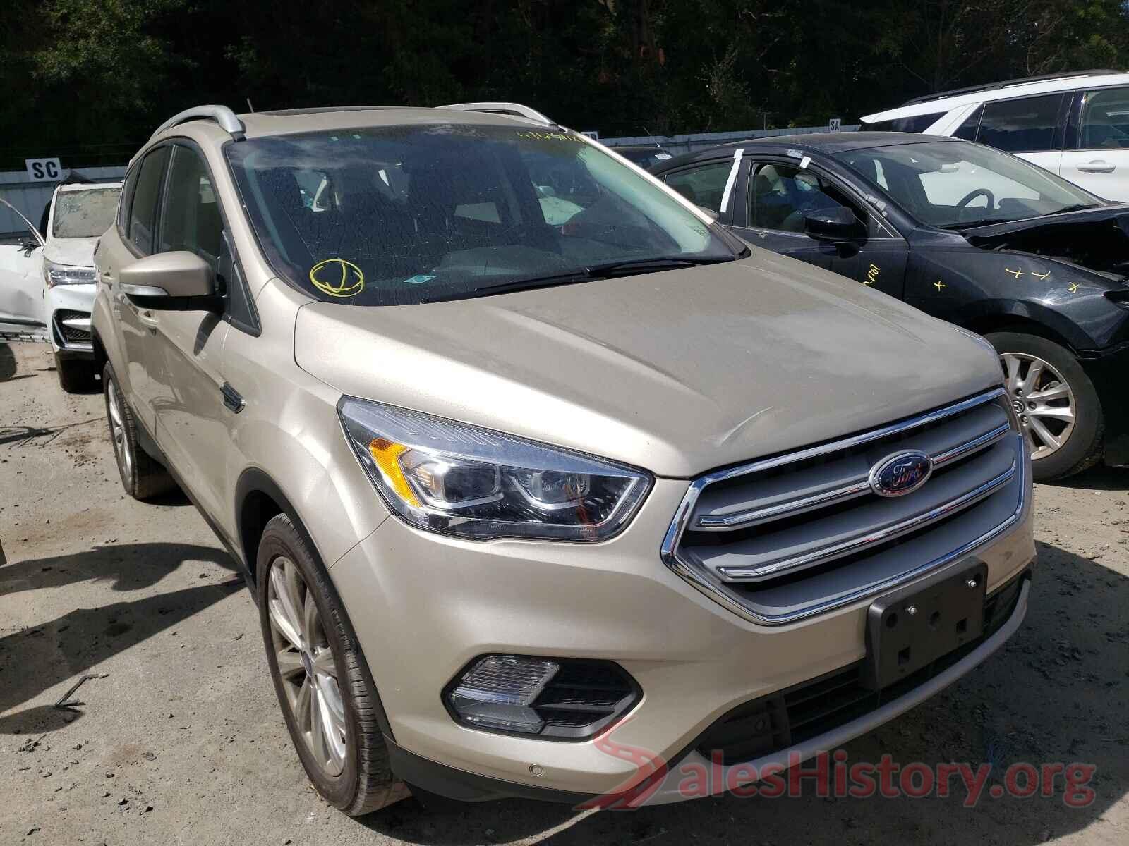 1FMCU9J9XJUA33063 2018 FORD ESCAPE