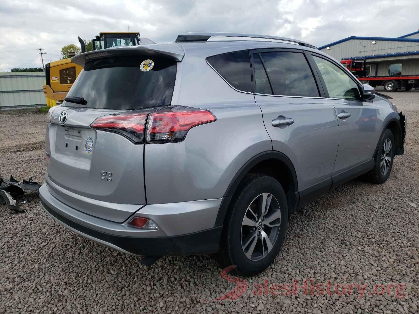 JTMRFREVXJD235630 2018 TOYOTA RAV4