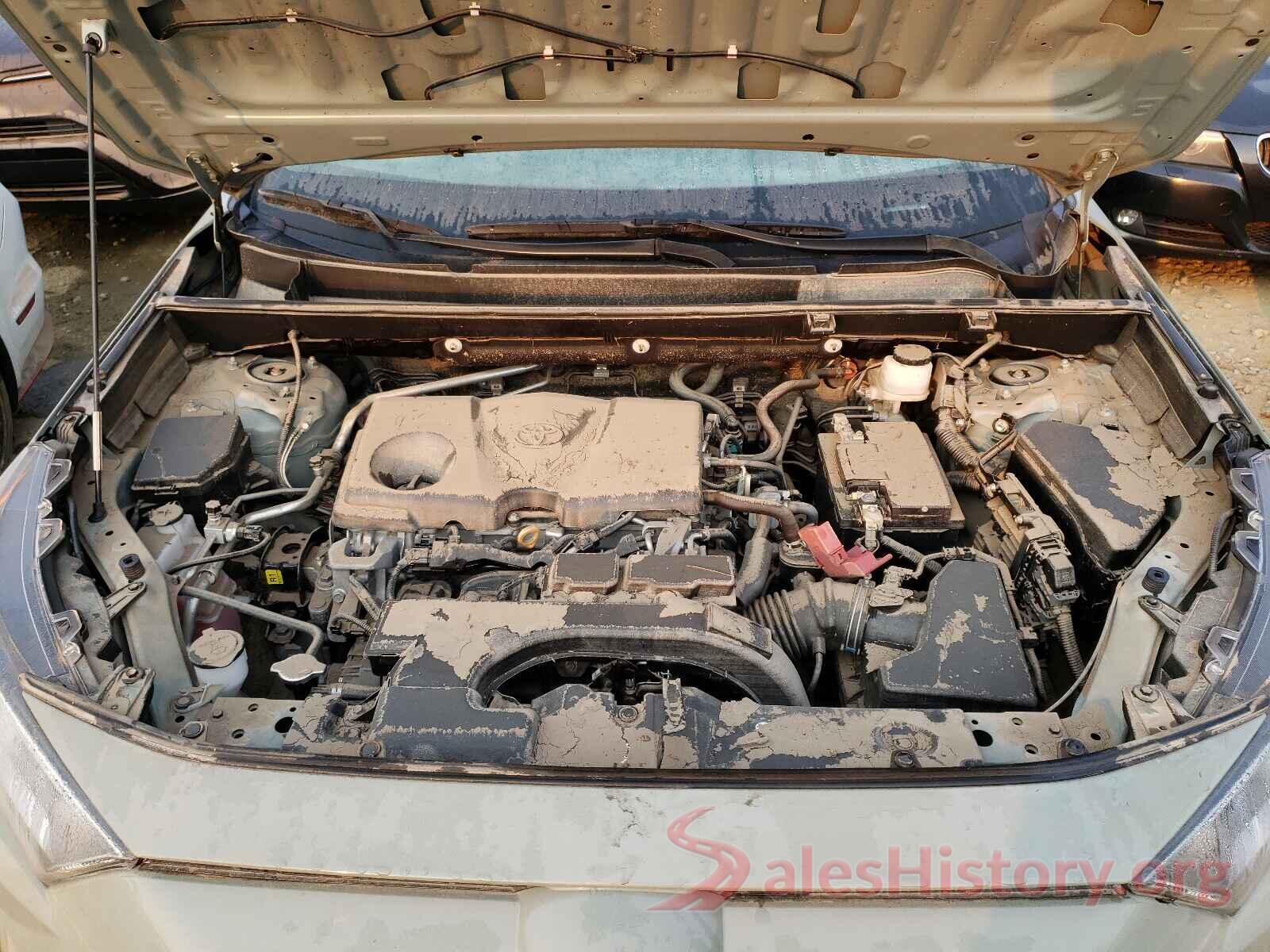 2T3W1RFVXKW011875 2019 TOYOTA RAV4