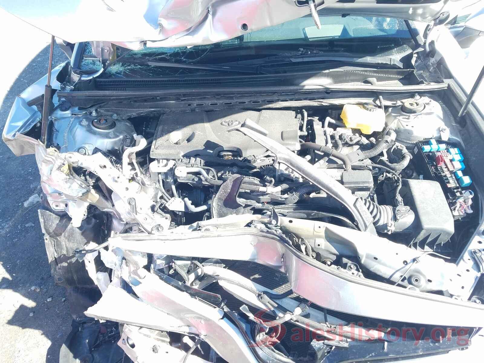 4T1B21HK9JU001118 2018 TOYOTA CAMRY