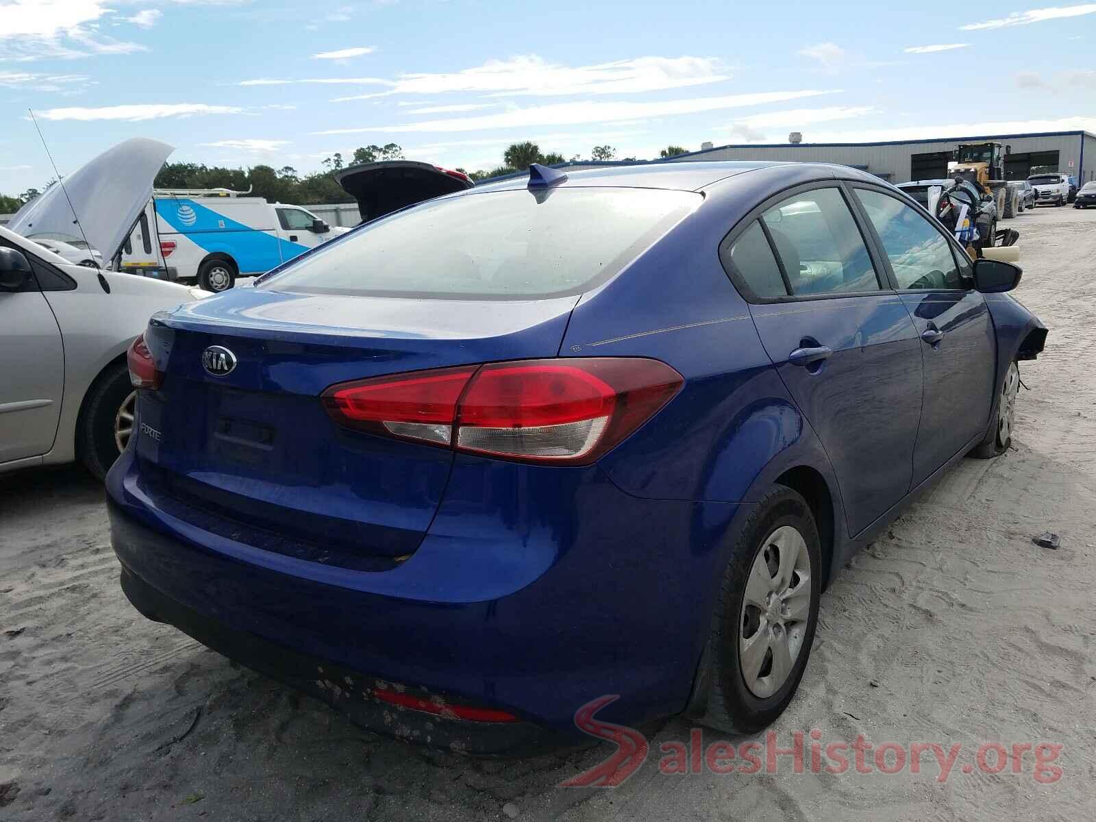 3KPFL4A76JE212933 2018 KIA FORTE