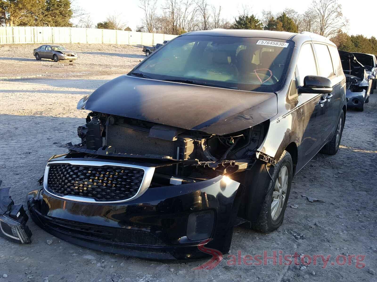 KNDMB5C10J6363250 2018 KIA SEDONA