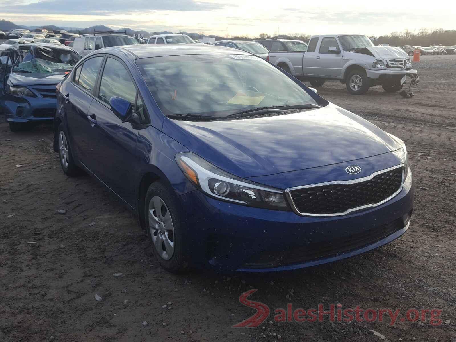 3KPFK4A71JE165023 2018 KIA FORTE