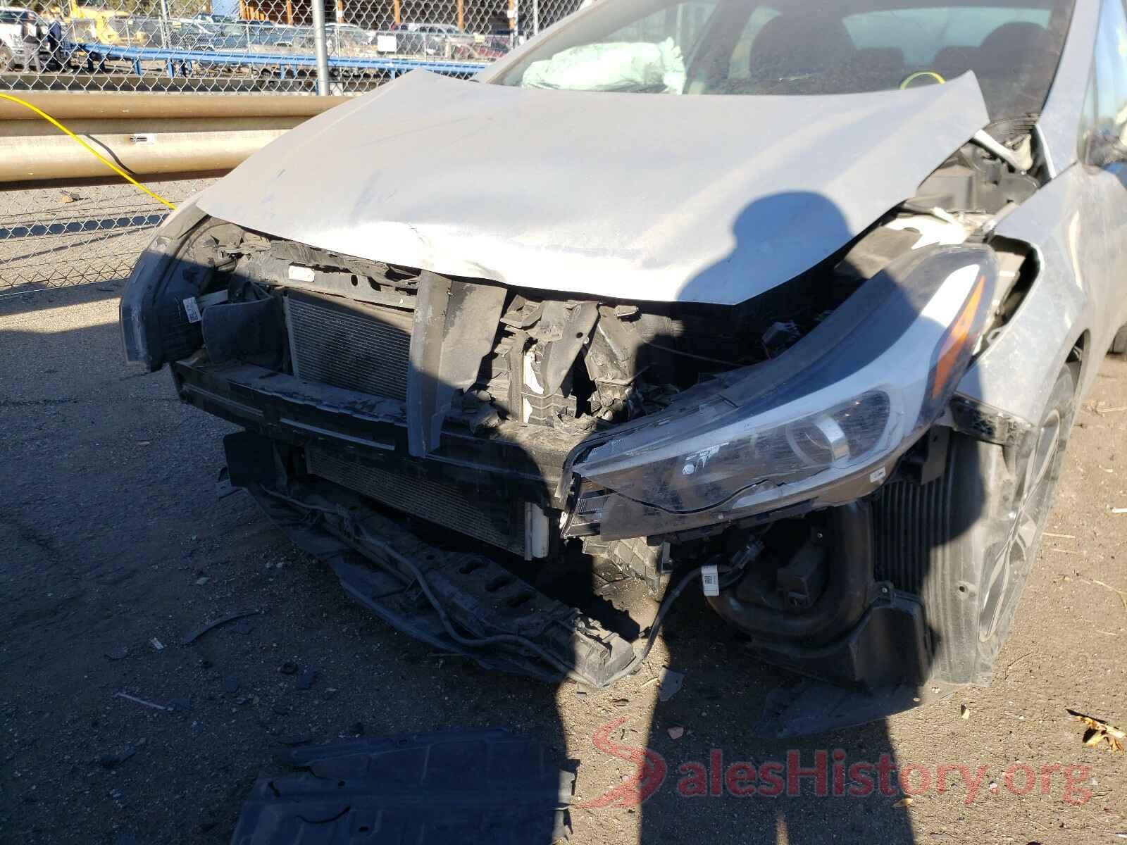 3KPFL4A76JE169632 2018 KIA FORTE