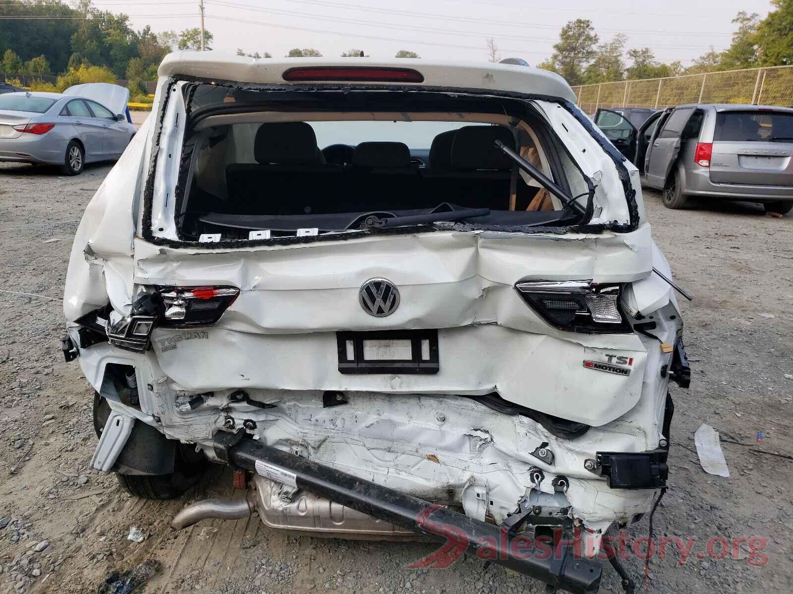 3VV2B7AX3JM074827 2018 VOLKSWAGEN TIGUAN