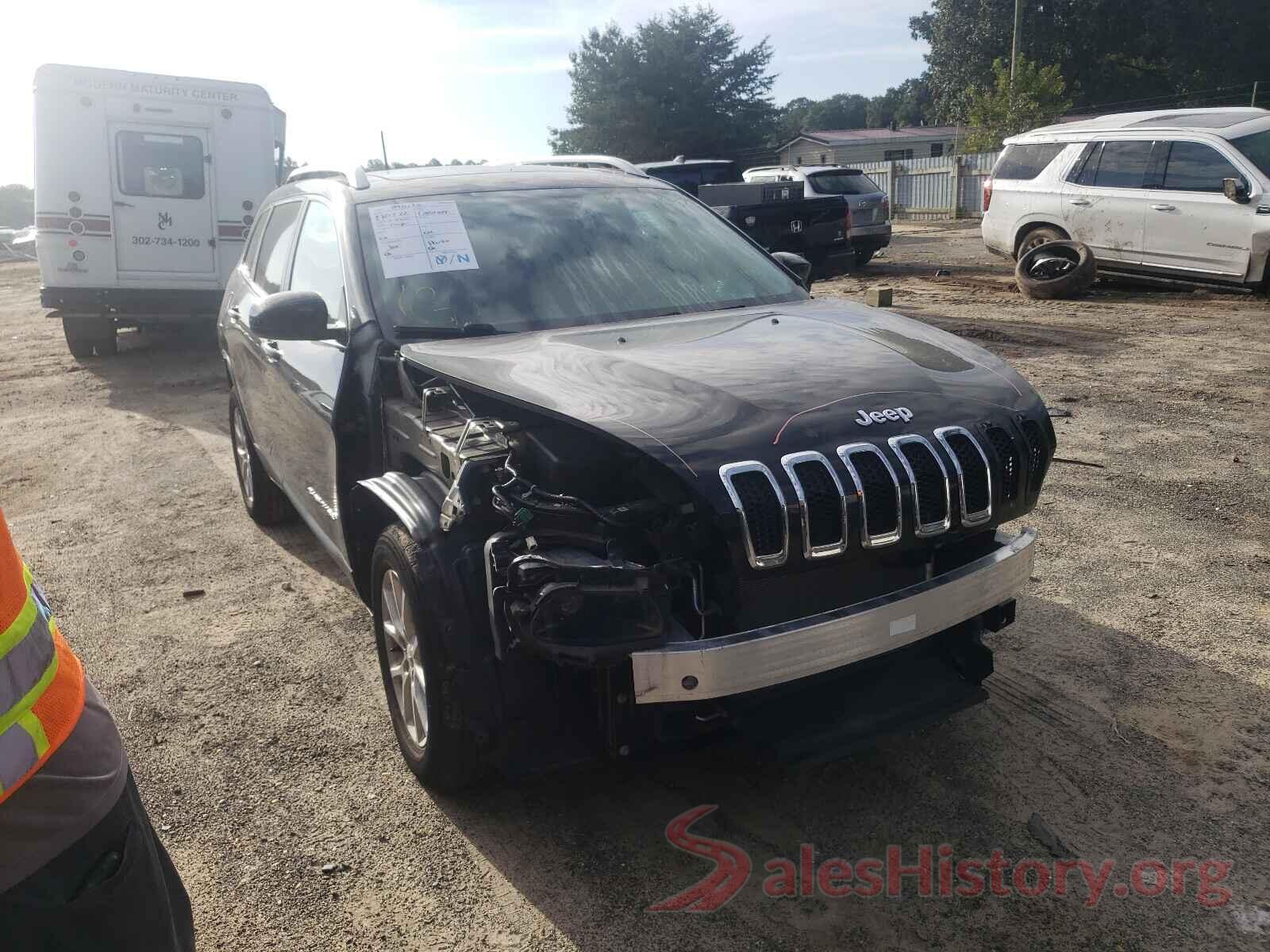 1C4PJMCB4HW579907 2017 JEEP CHEROKEE