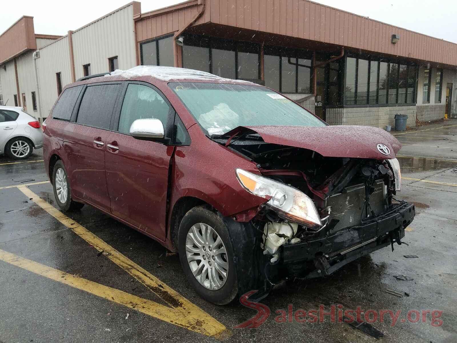 5TDYK3DC5GS700946 2016 TOYOTA SIENNA