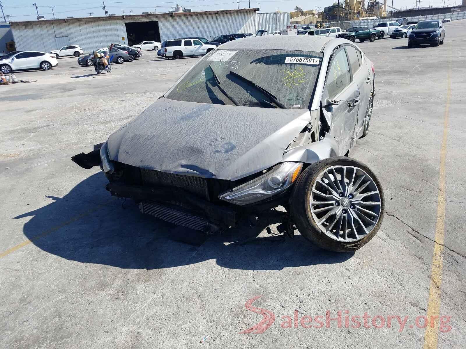 KMHD04LB2JU525556 2018 HYUNDAI ELANTRA