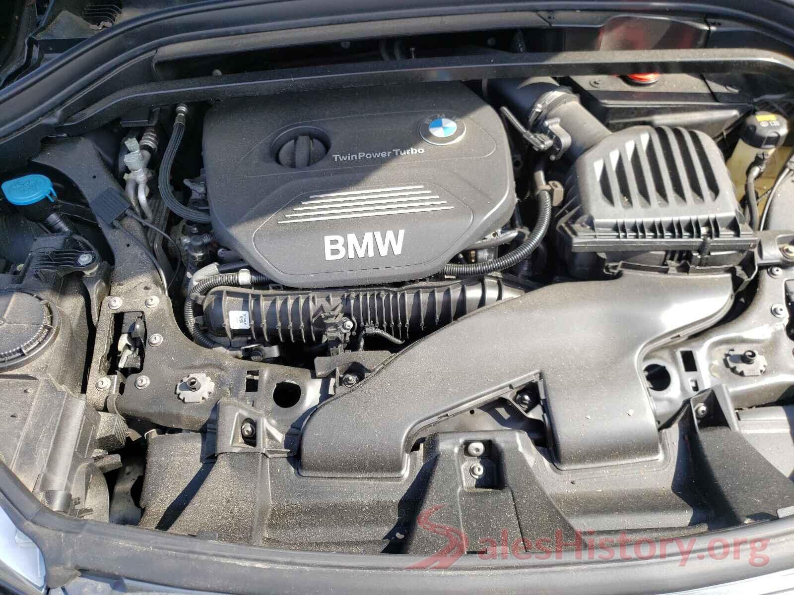WBXHT3C32H5F82818 2017 BMW X1
