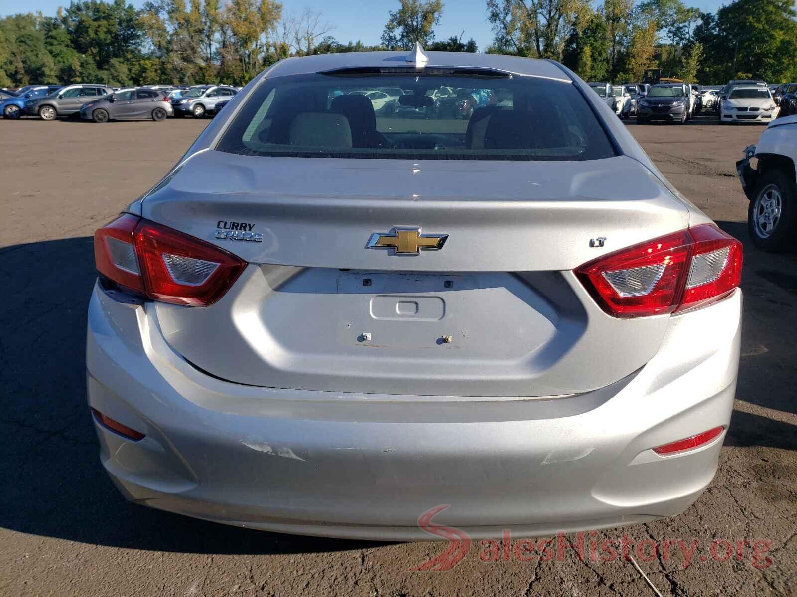 1G1BE5SMXK7134587 2019 CHEVROLET CRUZE