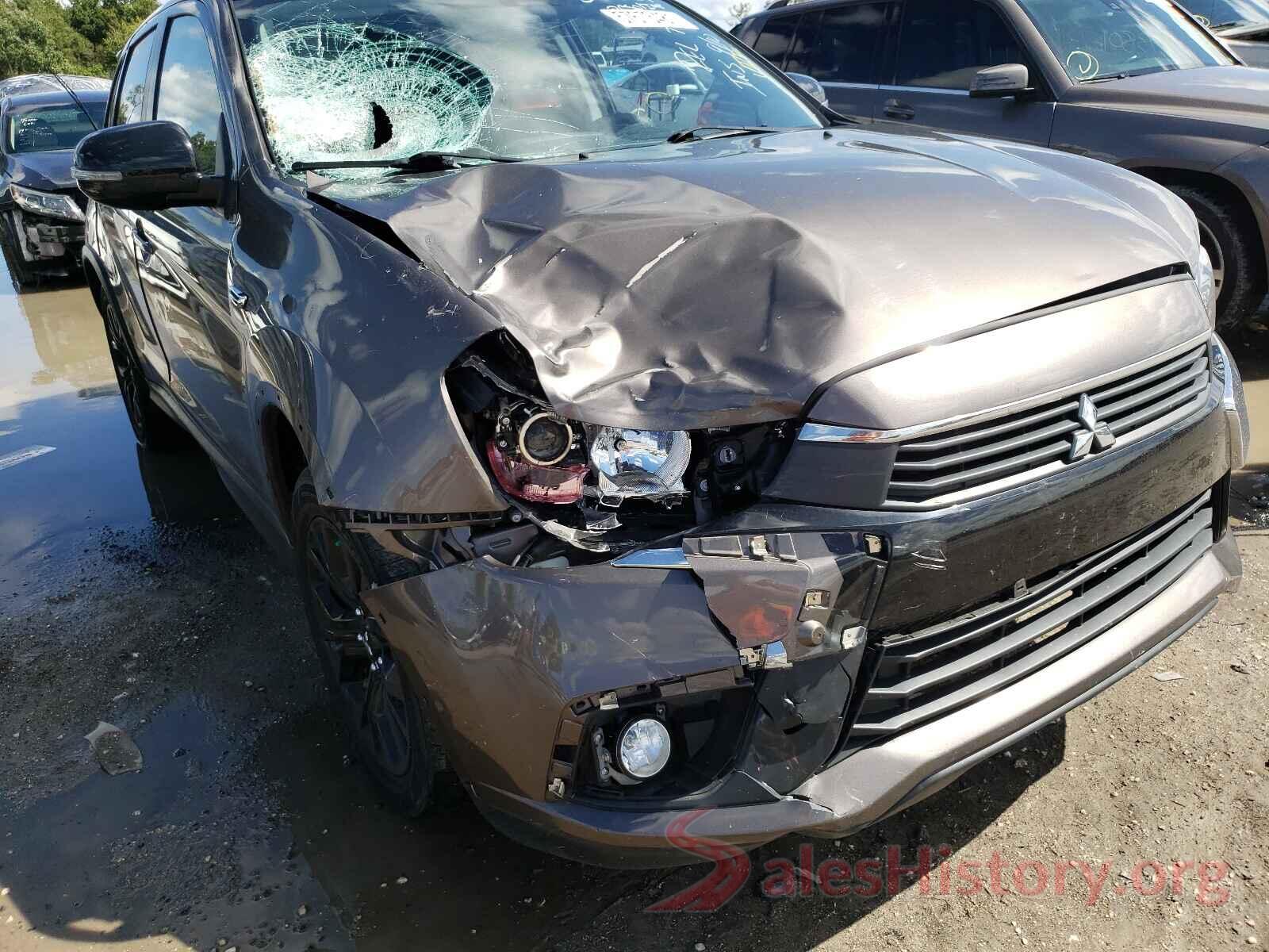 JA4AP3AU6HZ033539 2017 MITSUBISHI OUTLANDER