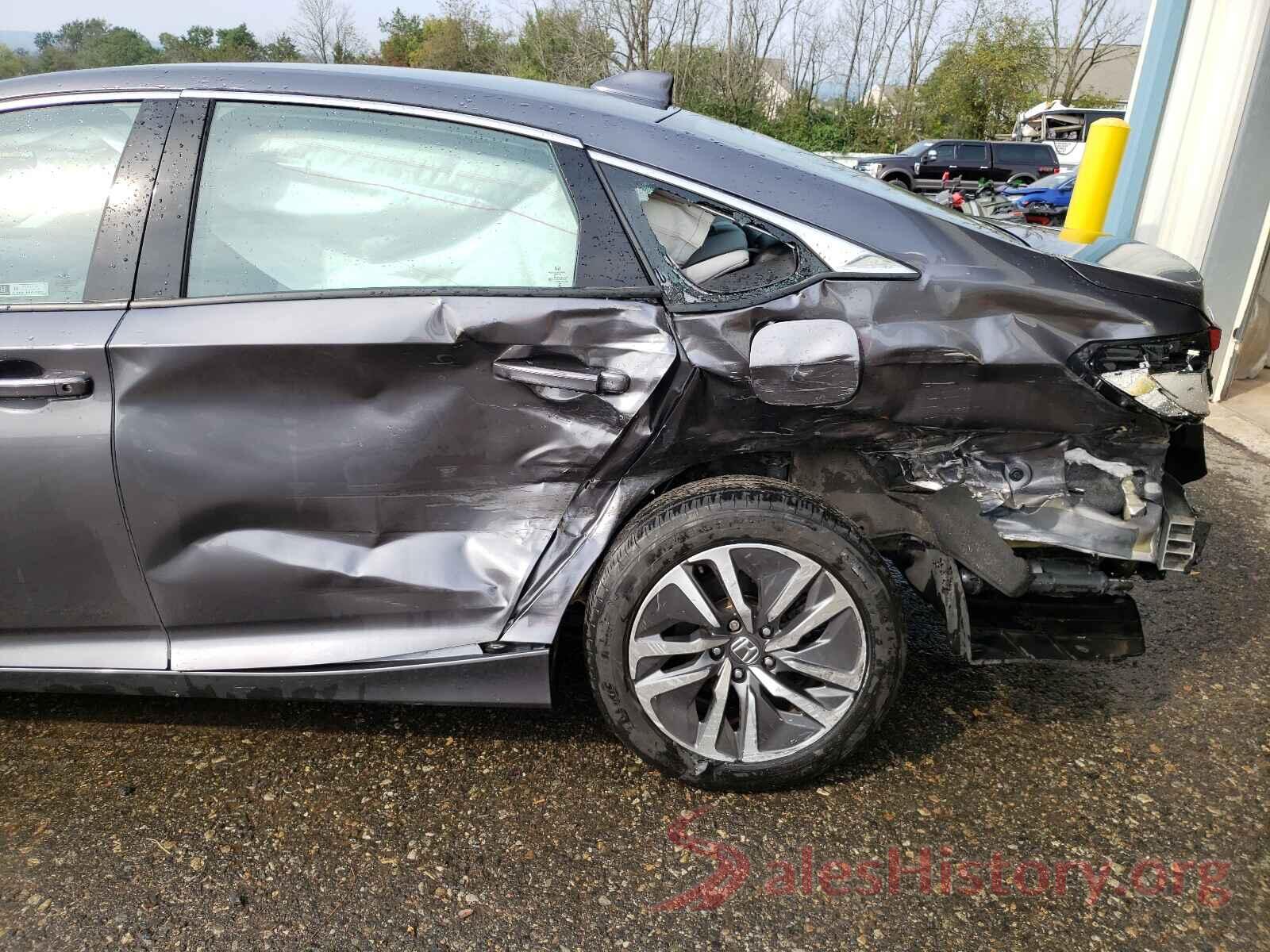 1HGCV3F14JA015372 2018 HONDA ACCORD