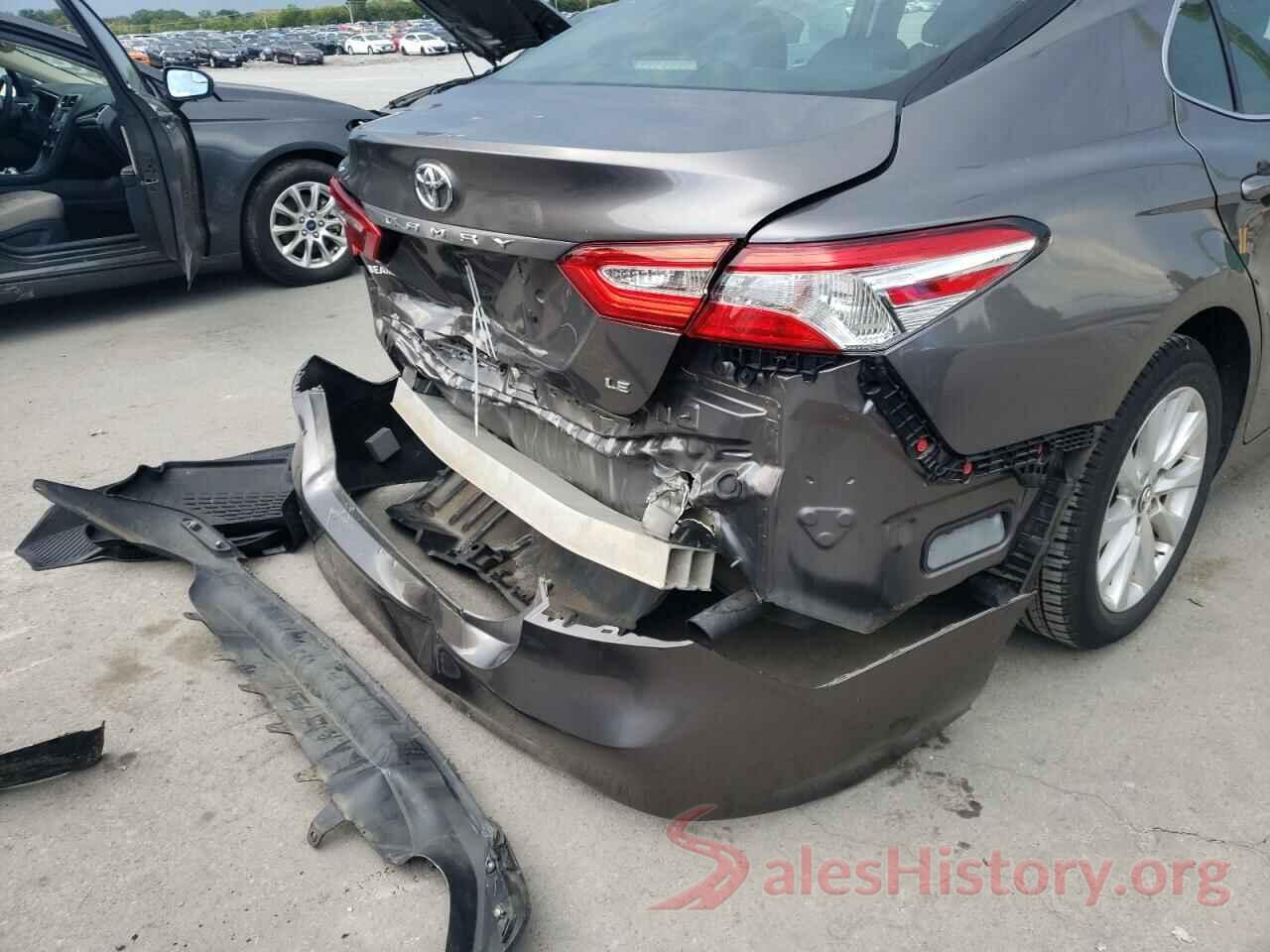 4T1B11HK3JU551840 2018 TOYOTA CAMRY