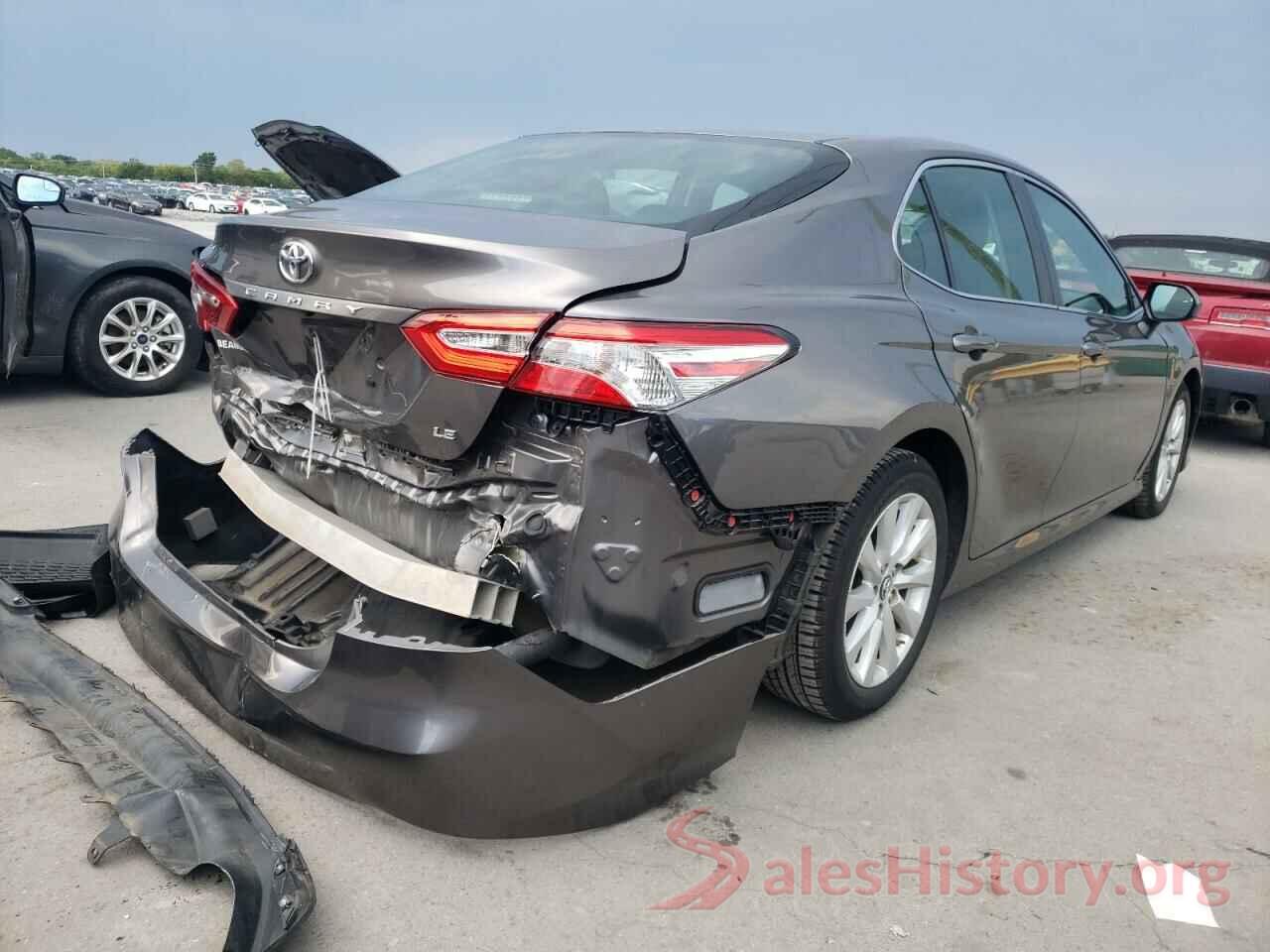 4T1B11HK3JU551840 2018 TOYOTA CAMRY